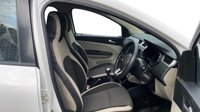 View Renault Triber Image 17 Used Renault Triber Image 17