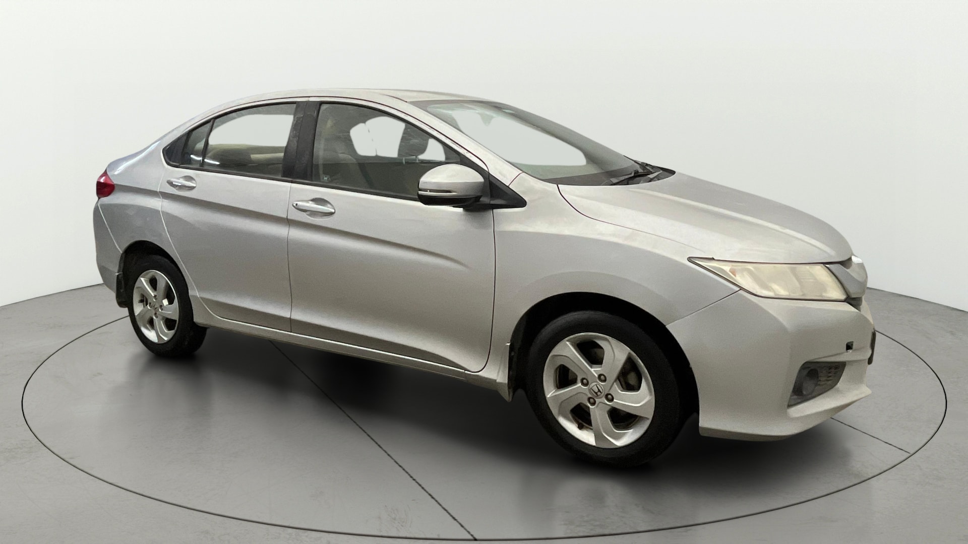View 2015 Honda City ZX MT Diesel Anniversary Edition Image 37 Used 2015 Honda City ZX MT Diesel Anniversary Edition Image 37
