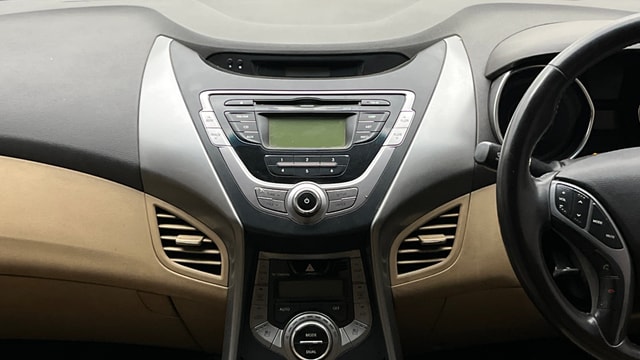 View Hyundai Elantra Image 32 Used Hyundai Elantra Image 32