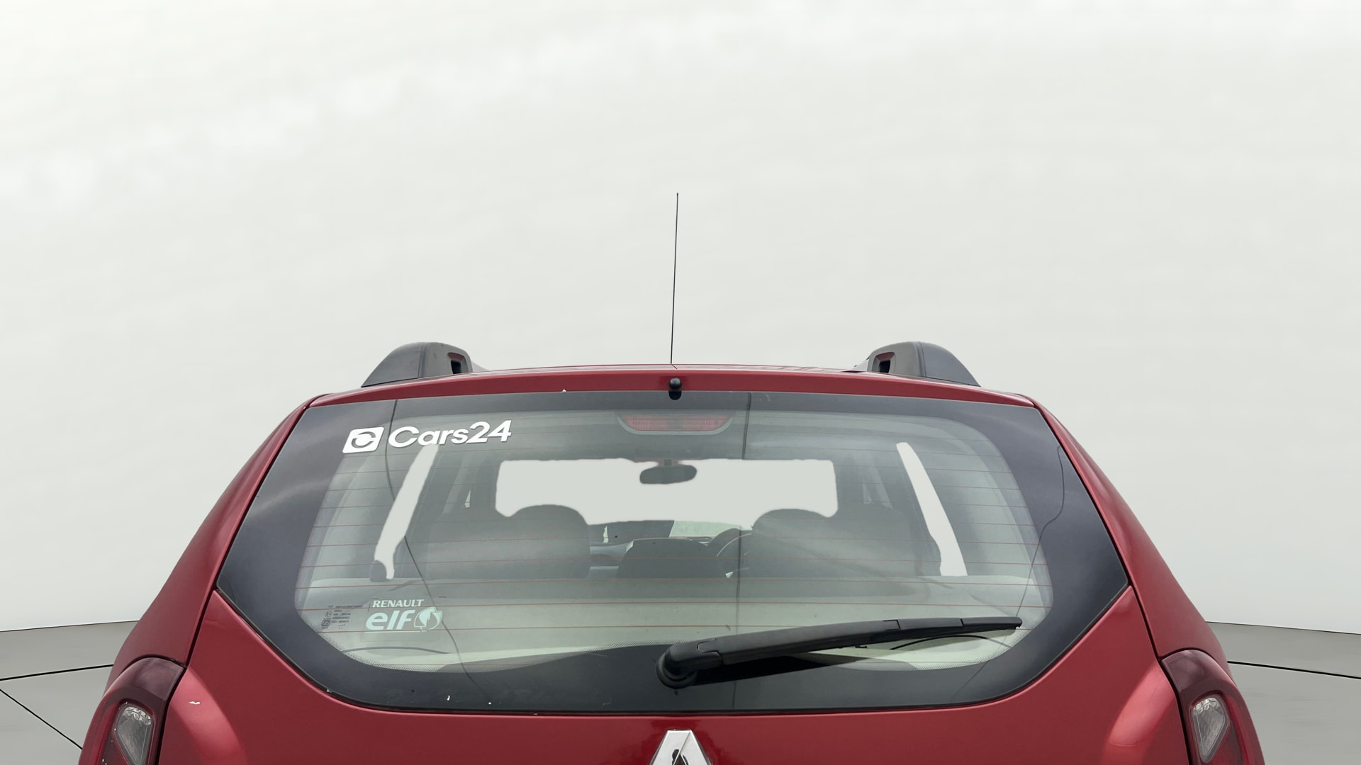 View 2017 Renault Duster Diesel 110PS RXZ AMT Image 4 Used 2017 Renault Duster Diesel 110PS RXZ AMT Image 4