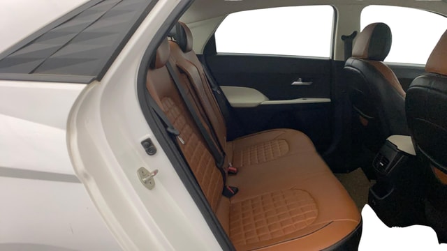 View Hyundai Verna Image 30 Used Hyundai Verna Image 30