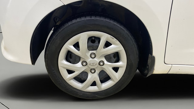View Hyundai Grand i10 Image 27 Used Hyundai Grand i10 Image 27
