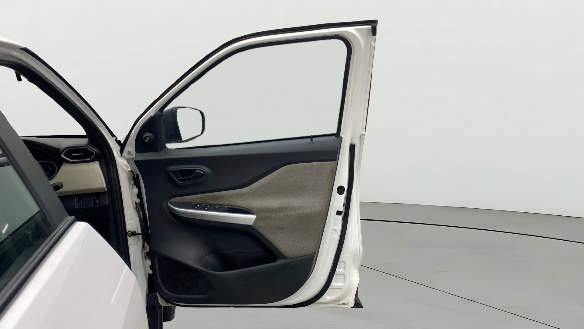 Used 2023 Nissan Magnite Used 2023 Nissan Magnite