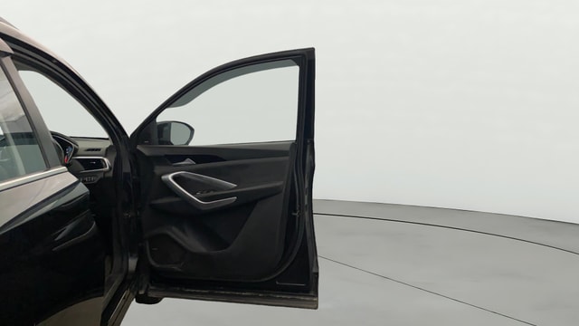 View MG Hector Image 46 Used MG Hector Image 46