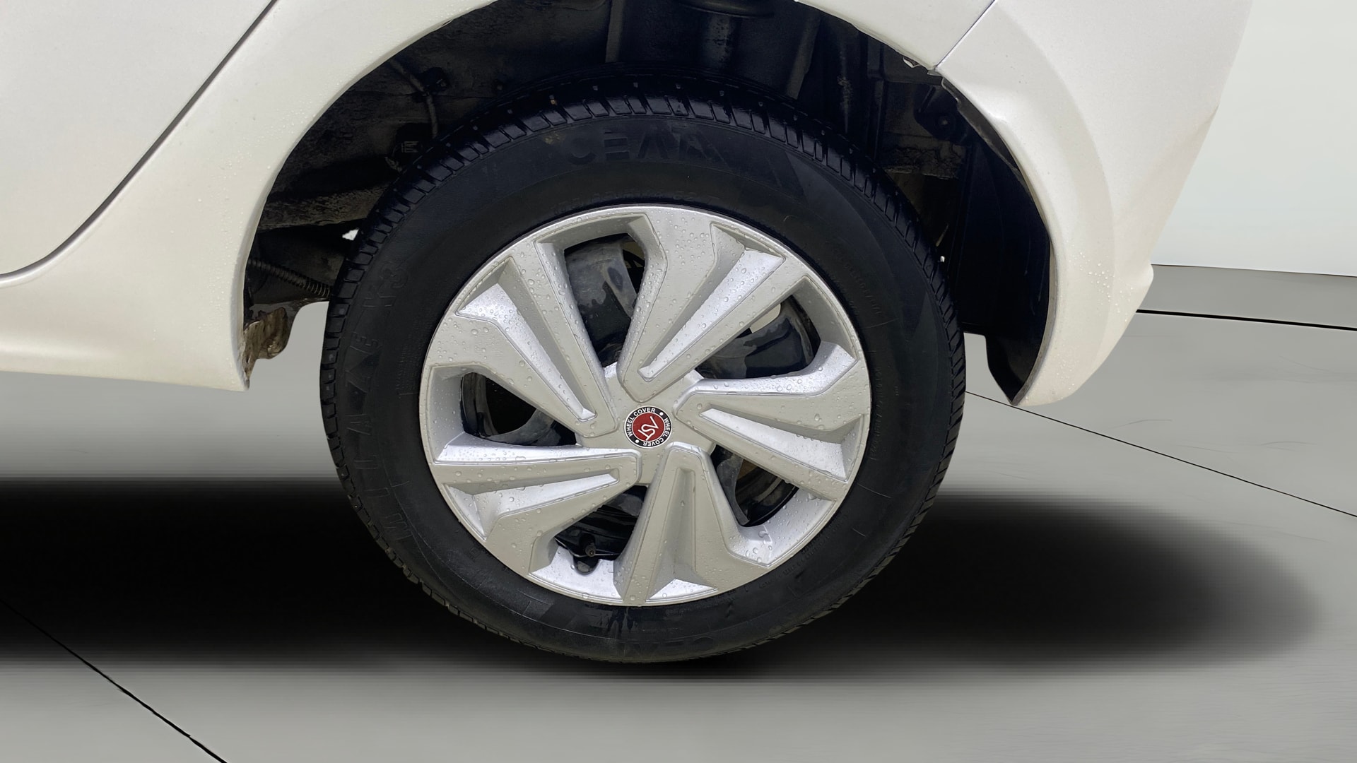 View 2019 Tata Tiago Revotorq XB Image 11 Used 2019 Tata Tiago Revotorq XB Image 11
