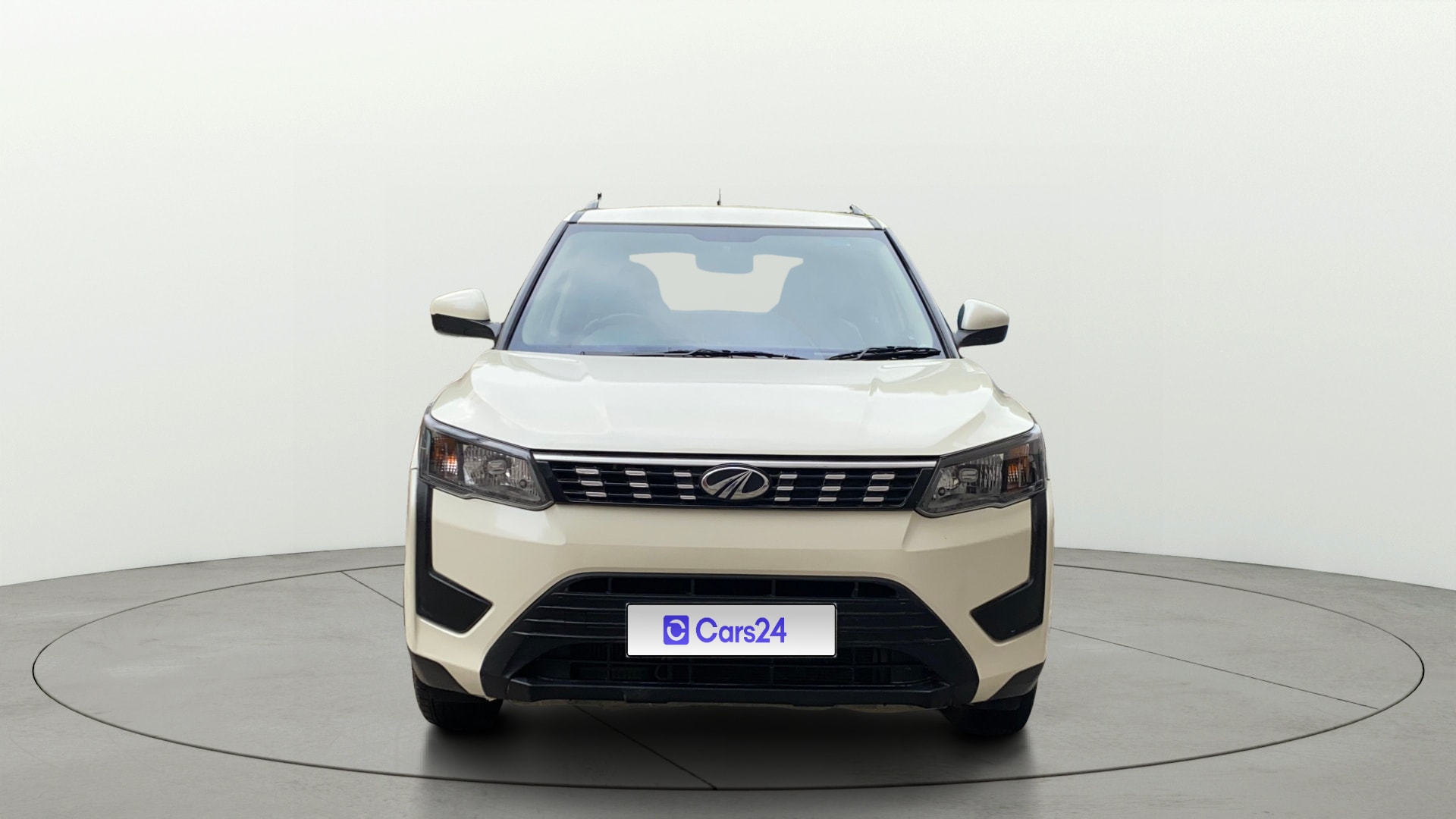 Used 2022 Mahindra XUV300 Used 2022 Mahindra XUV300