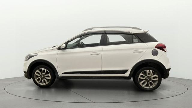 View Hyundai i20 Active Image 5 Used Hyundai i20 Active Image 5