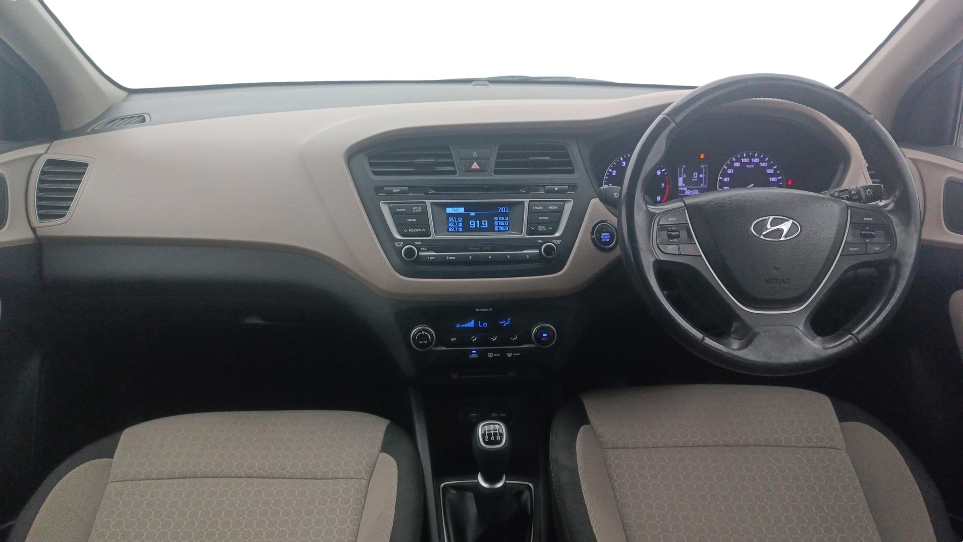 View 2014 Hyundai Elite i20 1.2 Sportz Option Petrol Image 15 Used 2014 Hyundai Elite i20 1.2 Sportz Option Petrol Image 15