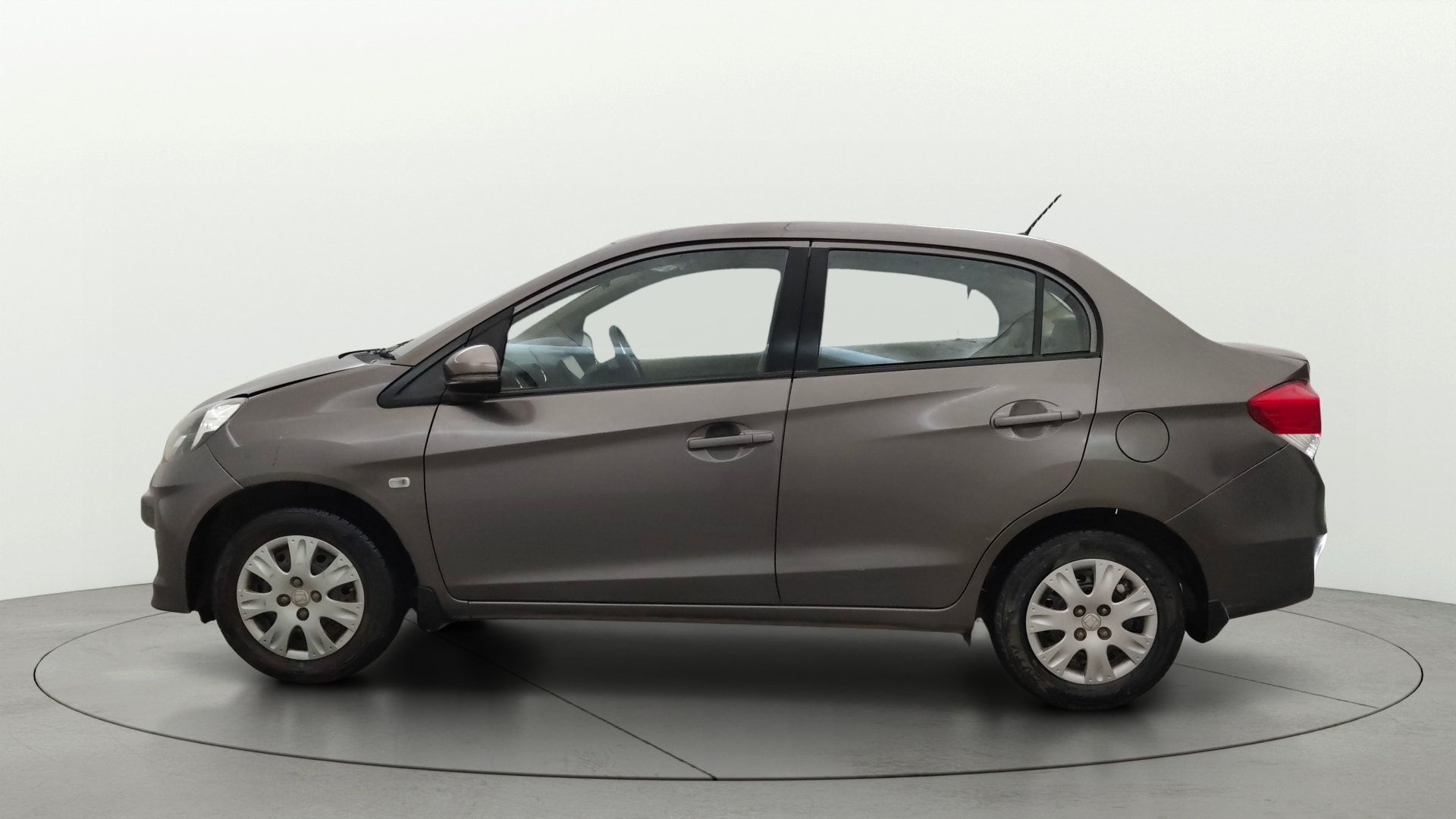 View 2016 Honda Amaze E MT Petrol BS IV Image 5 Used 2016 Honda Amaze E MT Petrol BS IV Image 5