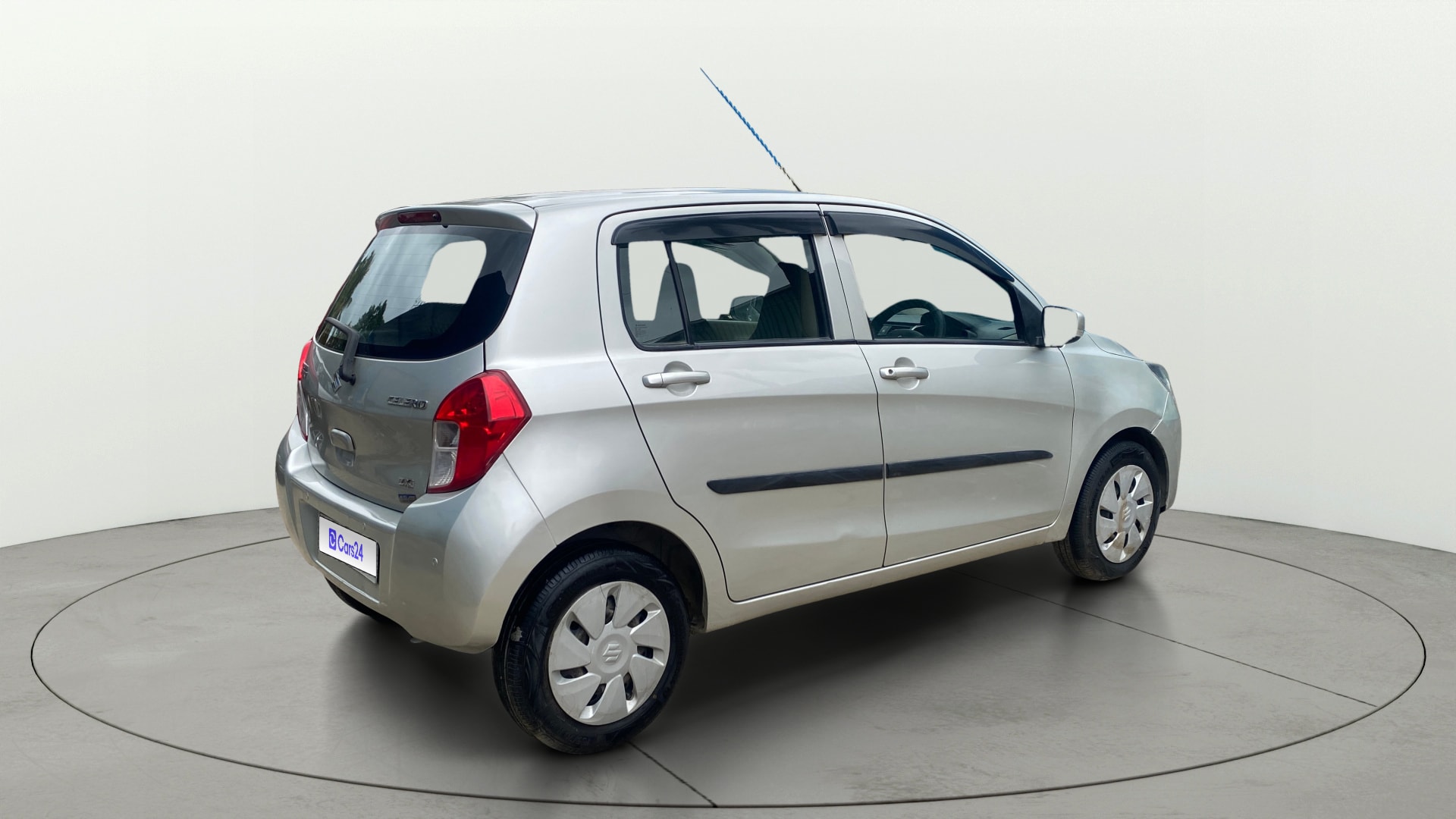 View 2017 Maruti Suzuki 1000 Base Variant Image 42 Used 2017 Maruti Suzuki 1000 Base Variant Image 42