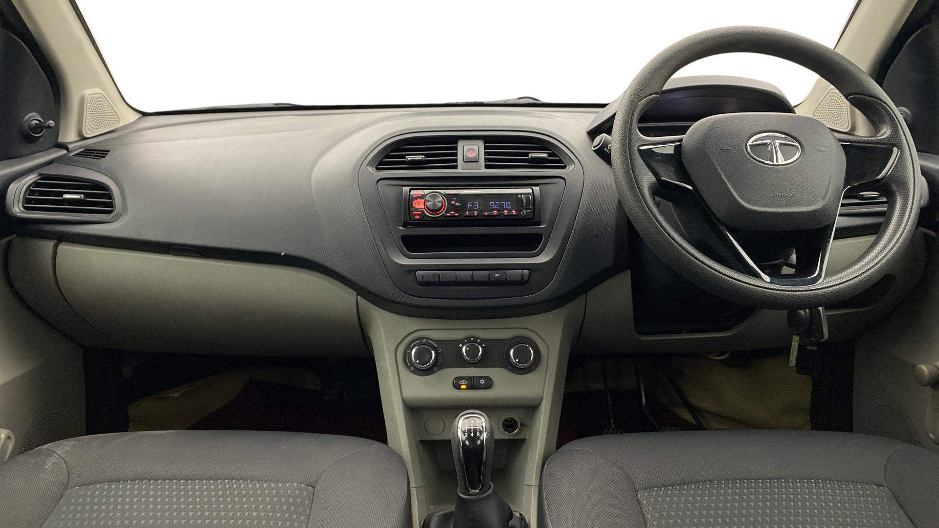 View 2019 Tata Tiago Revotorq XB Image 15 Used 2019 Tata Tiago Revotorq XB Image 15