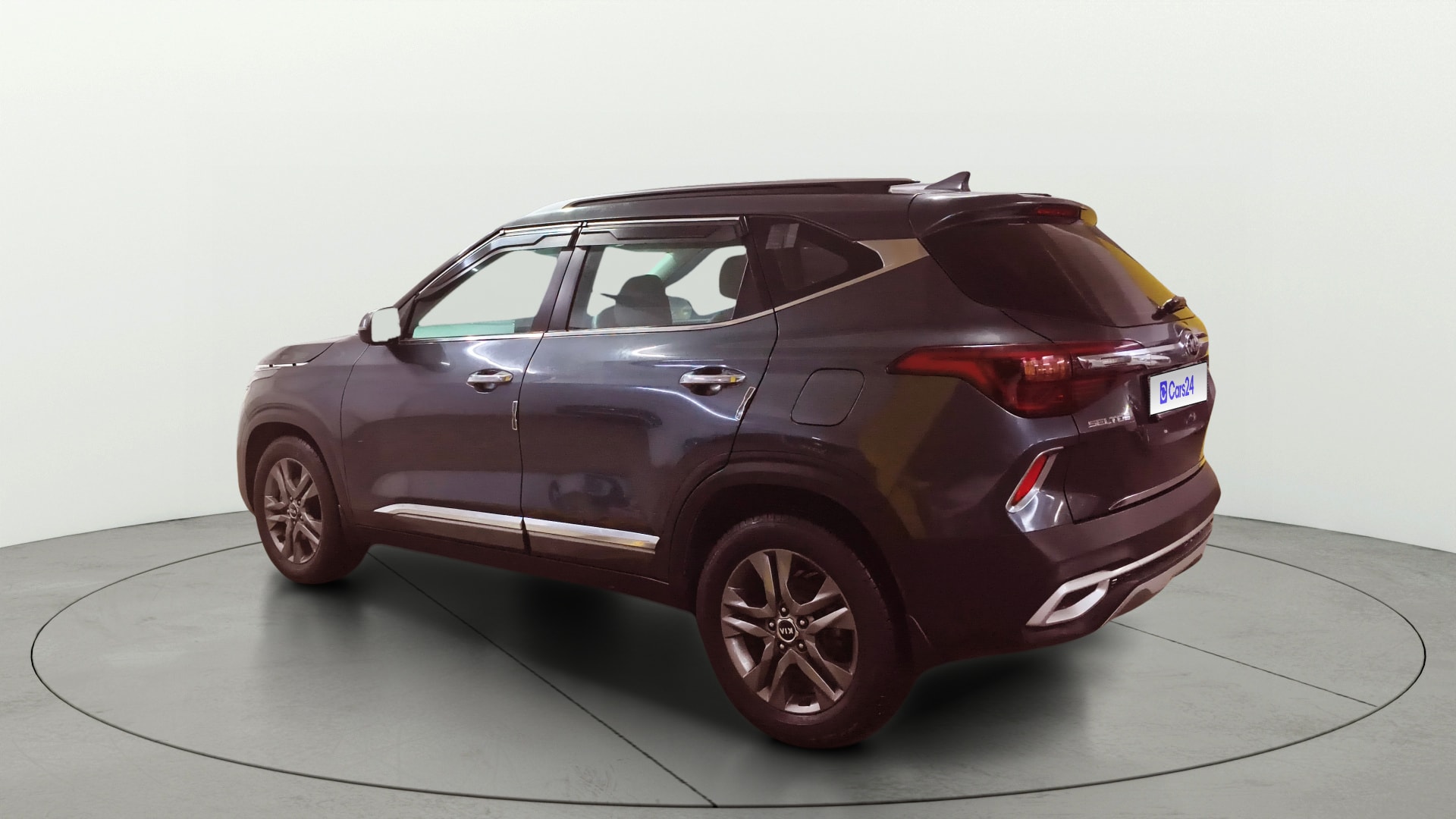 View 2020 Kia Seltos HTX Diesel Image 2 Used 2020 Kia Seltos HTX Diesel Image 2