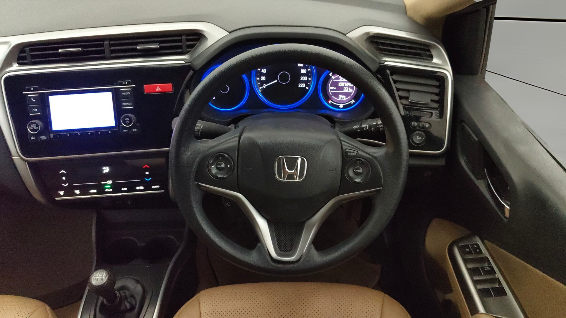 View 2016 Honda City ZX MT Diesel Anniversary Edition Image 21 Used 2016 Honda City ZX MT Diesel Anniversary Edition Image 21