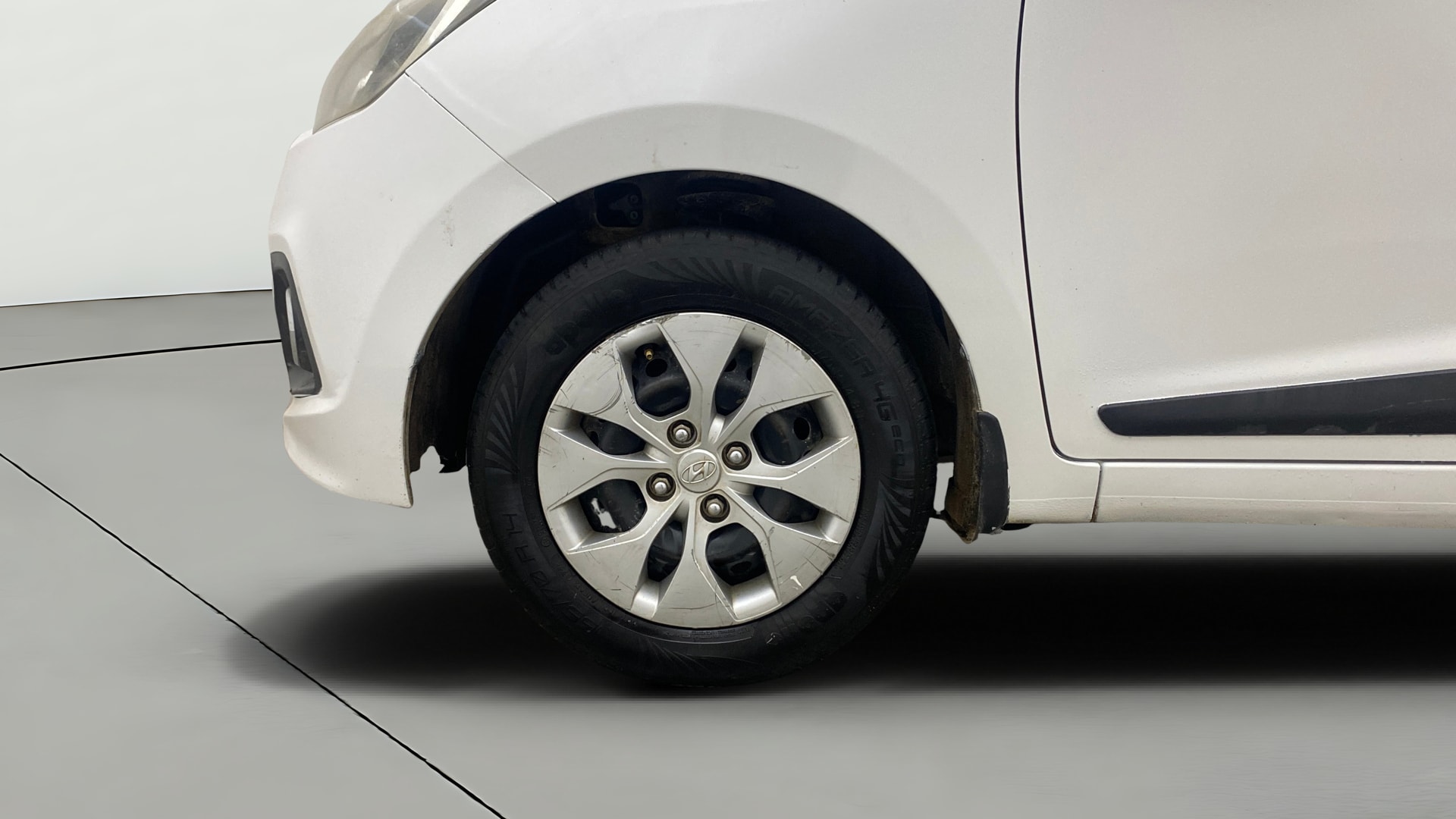 View 2014 Hyundai Xcent S Petrol Image 27 Used 2014 Hyundai Xcent S Petrol Image 27