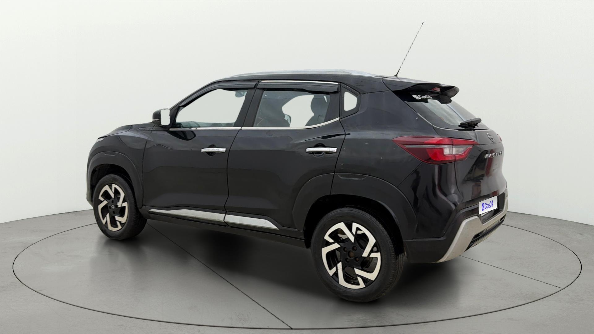 View 2021 Nissan Magnite XV Image 2 Used 2021 Nissan Magnite XV Image 2
