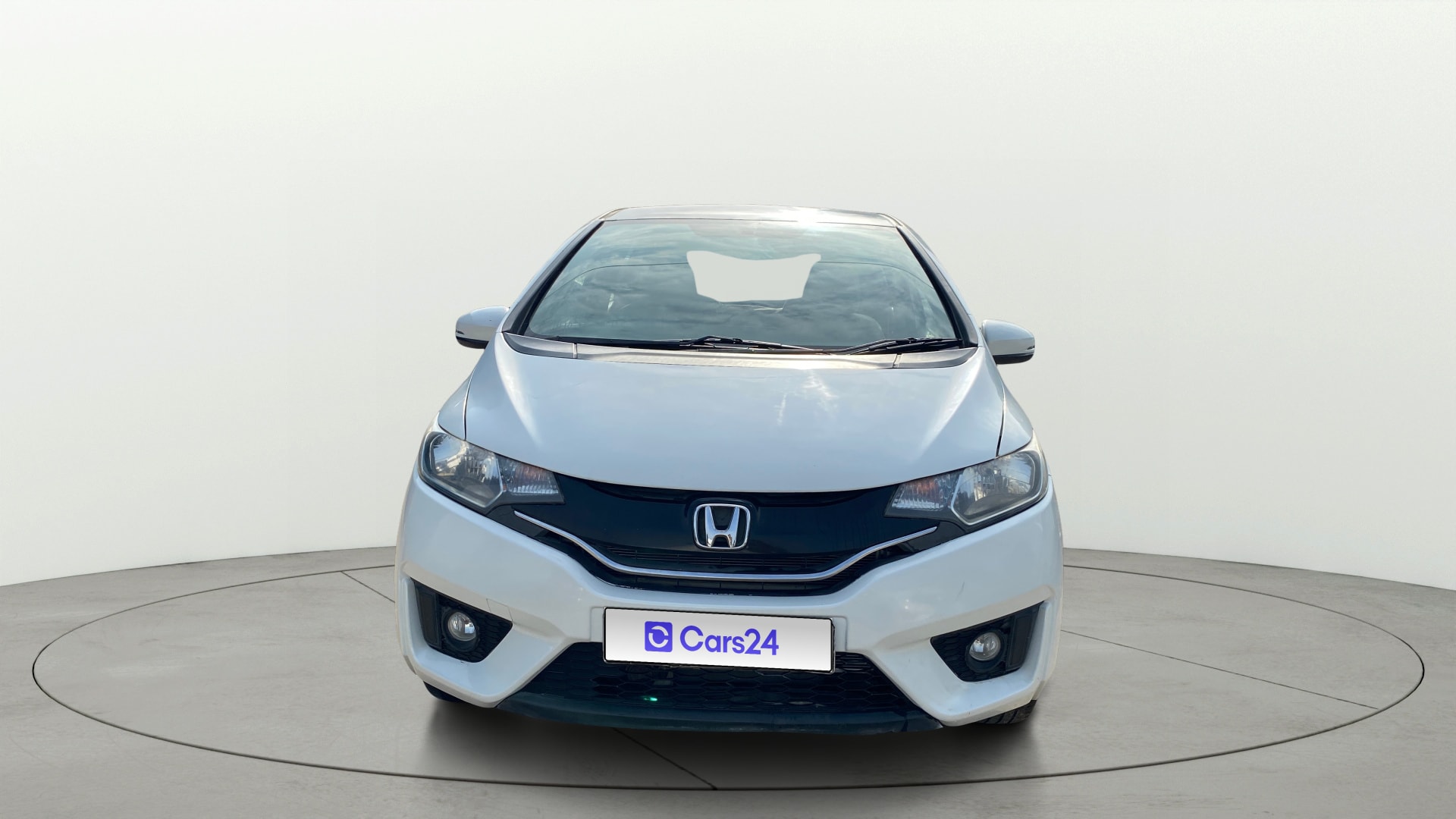 View 2016 Honda Jazz E MT Diesel Image 1 Used 2016 Honda Jazz E MT Diesel Image 1