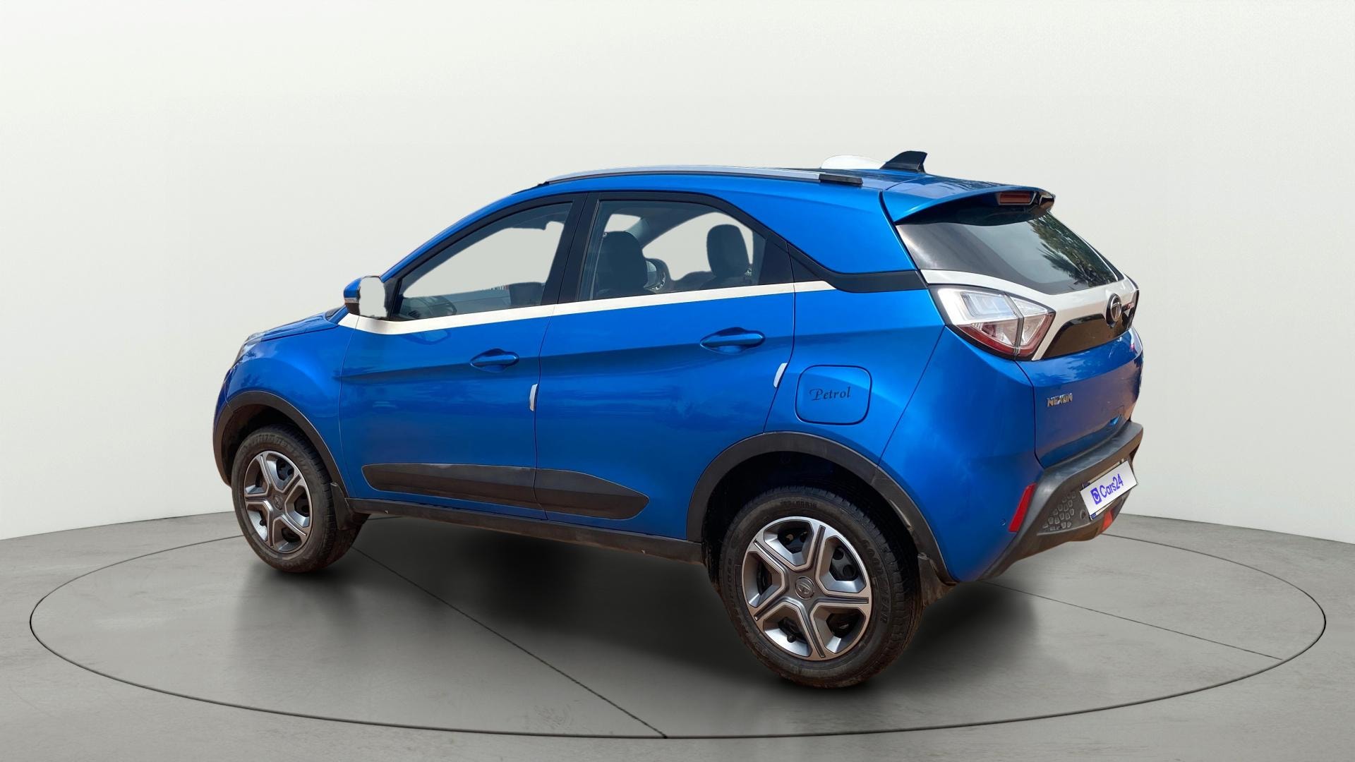 Used 2018 Tata Nexon Used 2018 Tata Nexon