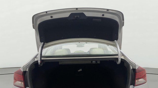 View Hyundai Elantra Image 31 Used Hyundai Elantra Image 31