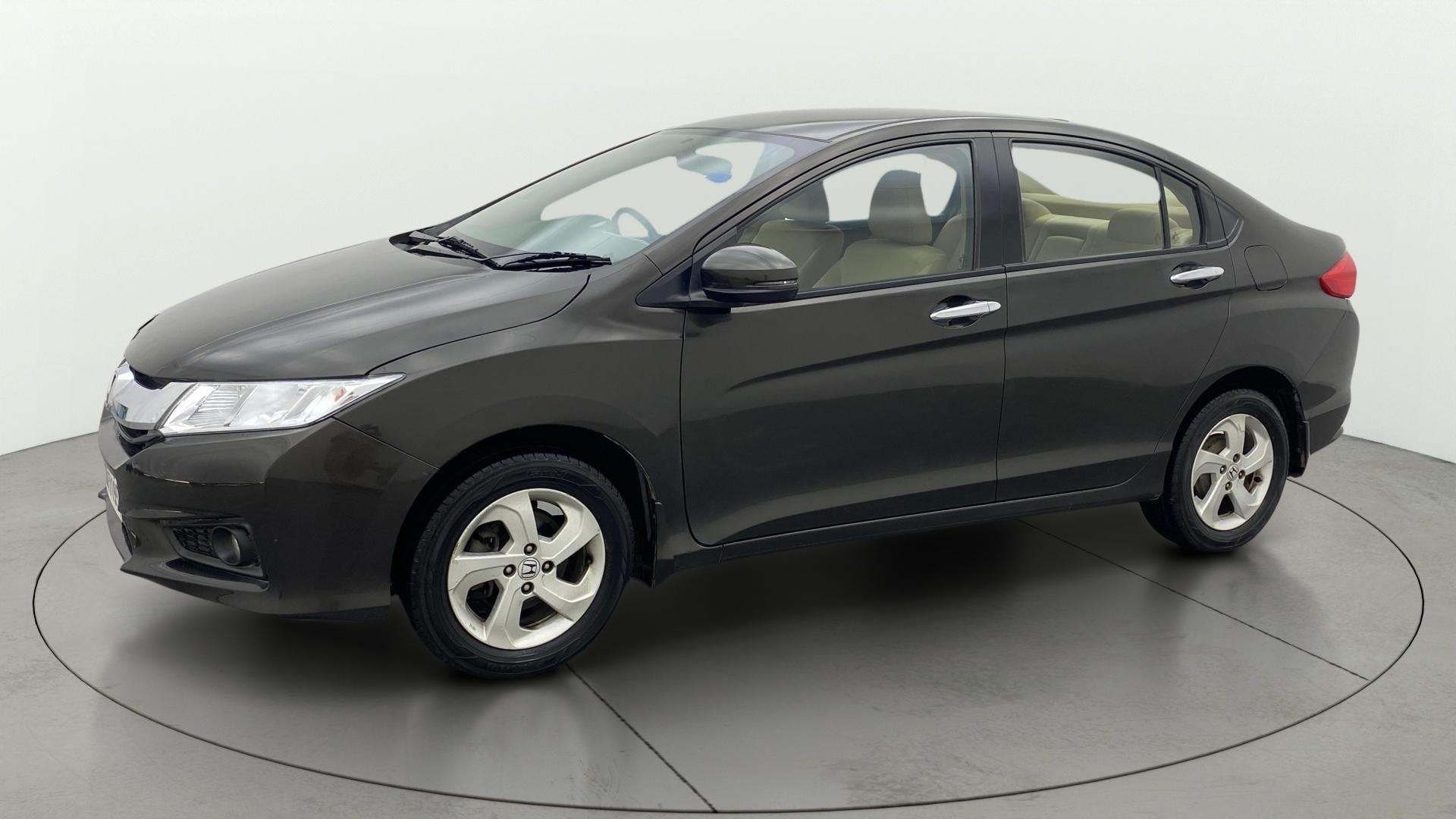 View 2015 Honda City ZX MT Diesel Anniversary Edition Image 36 Used 2015 Honda City ZX MT Diesel Anniversary Edition Image 36