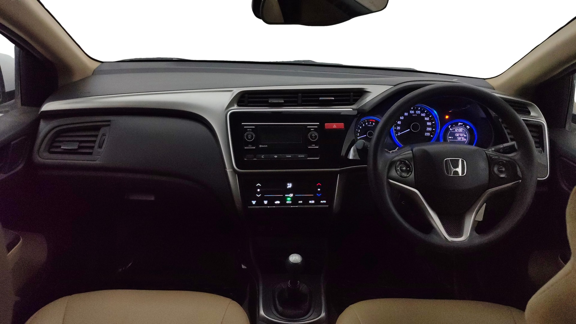 View 2015 Honda City ZX MT Diesel Anniversary Edition Image 15 Used 2015 Honda City ZX MT Diesel Anniversary Edition Image 15