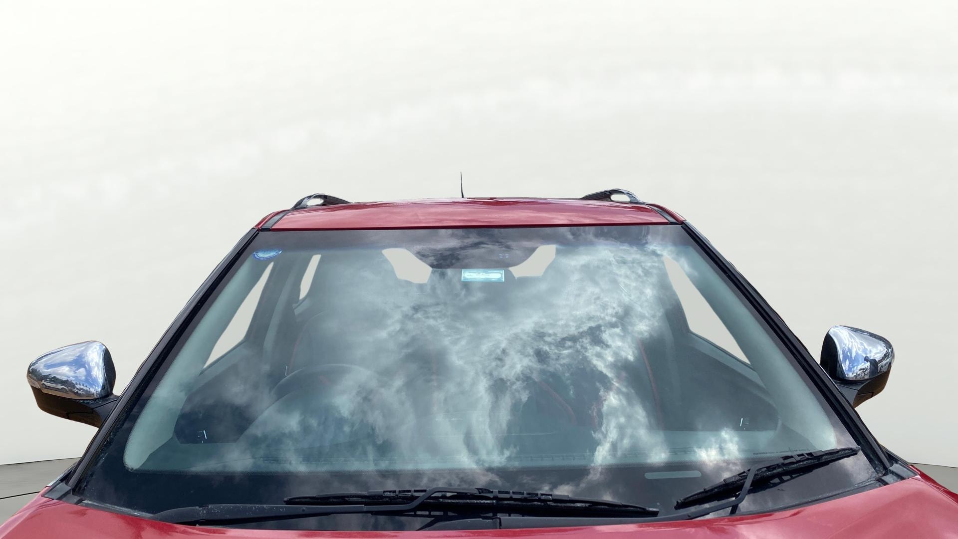View 2019 Mahindra XUV300 W4 Petrol BS IV Image 31 Used 2019 Mahindra XUV300 W4 Petrol BS IV Image 31