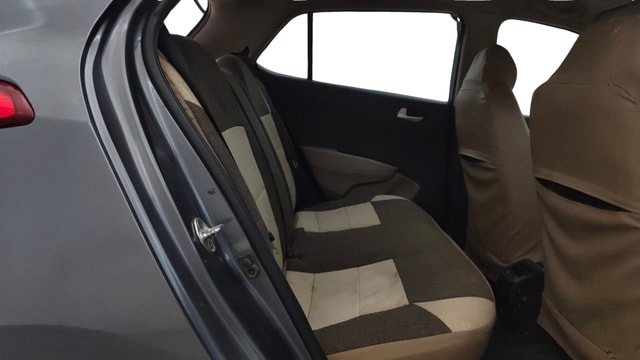 View Hyundai Grand i10 Image 29 Used Hyundai Grand i10 Image 29