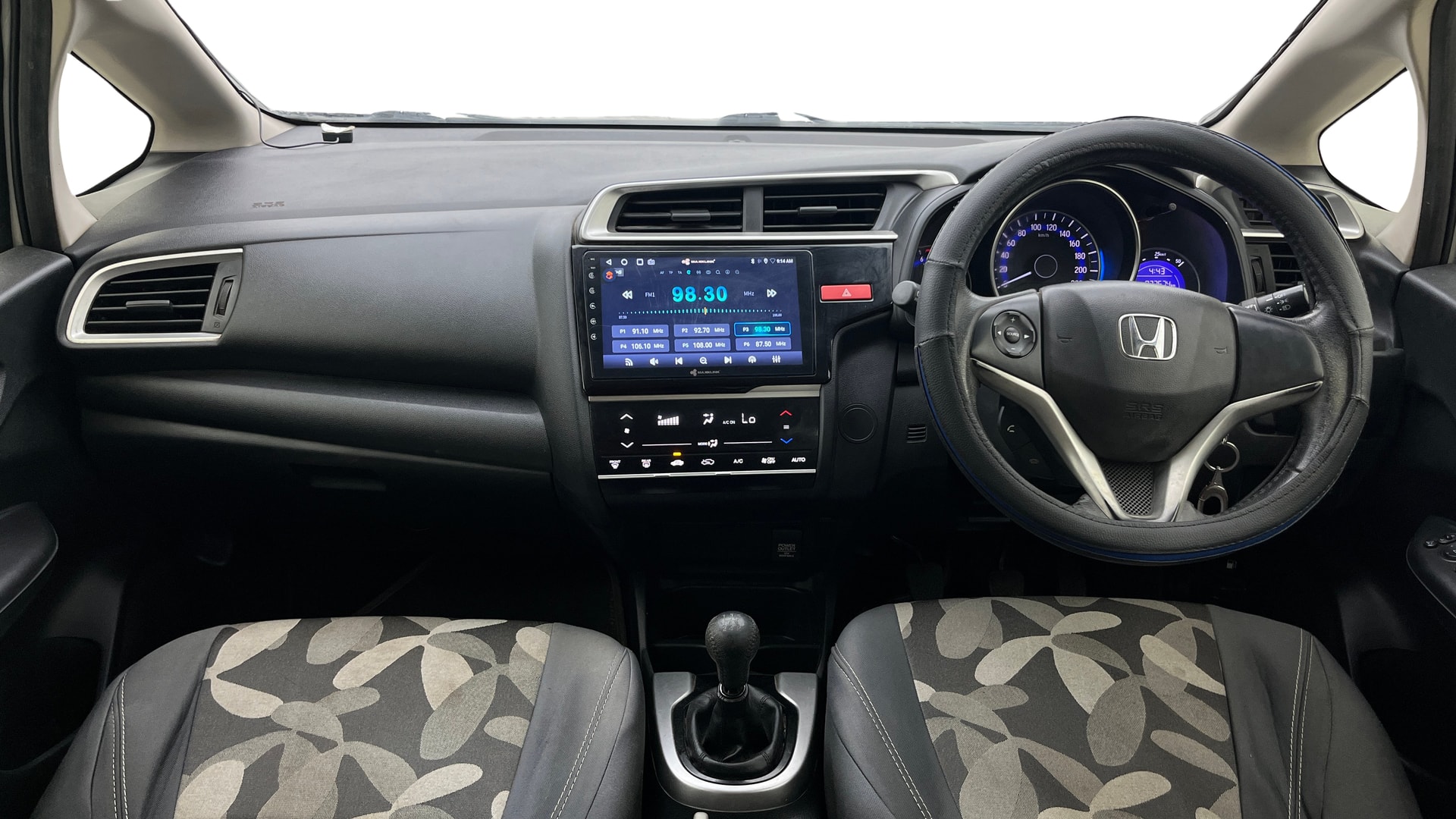 View 2016 Honda Jazz E MT Diesel Image 15 Used 2016 Honda Jazz E MT Diesel Image 15