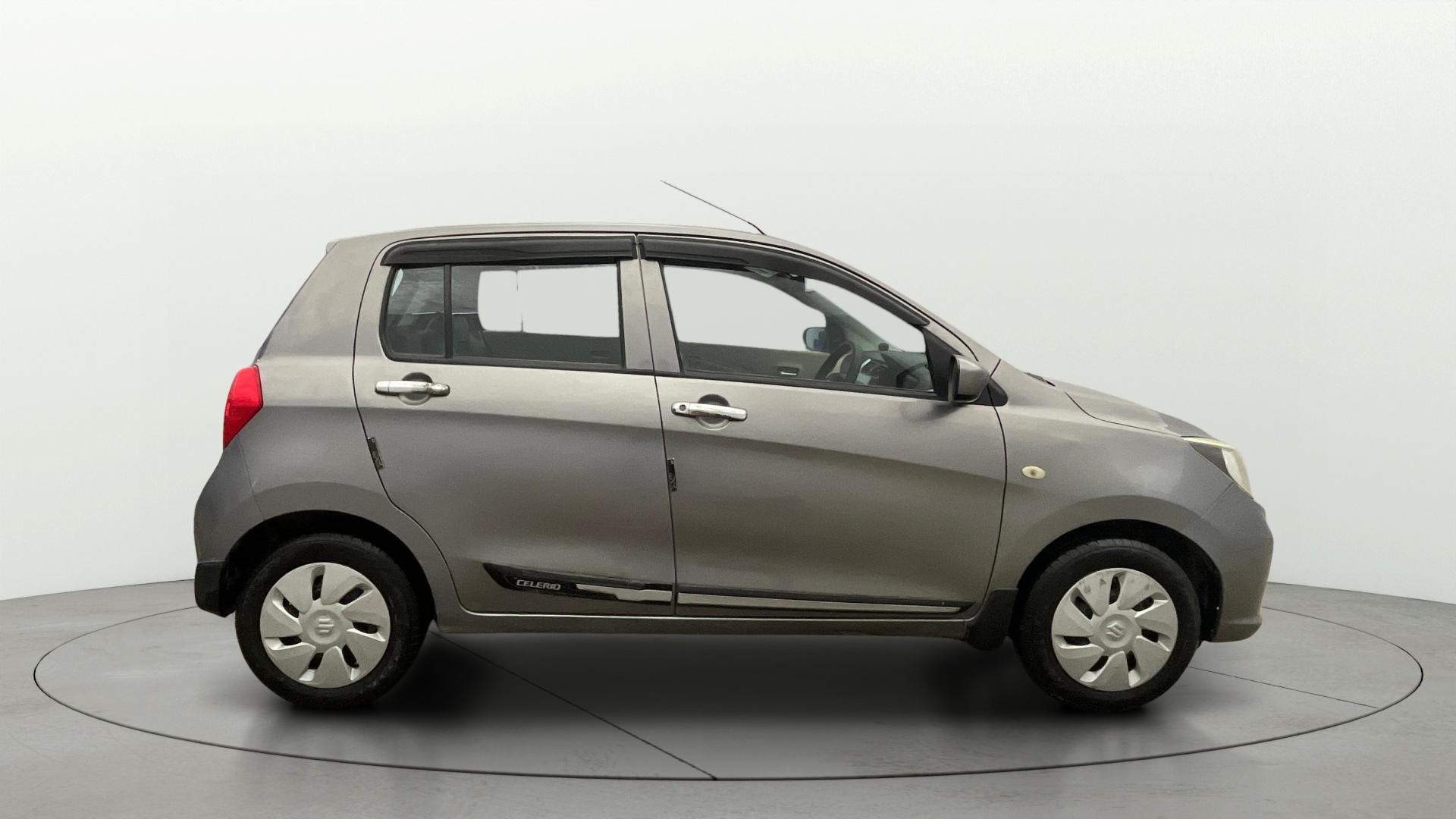 View 2021 Maruti Suzuki 1000 Base Variant Image 8 Used 2021 Maruti Suzuki 1000 Base Variant Image 8