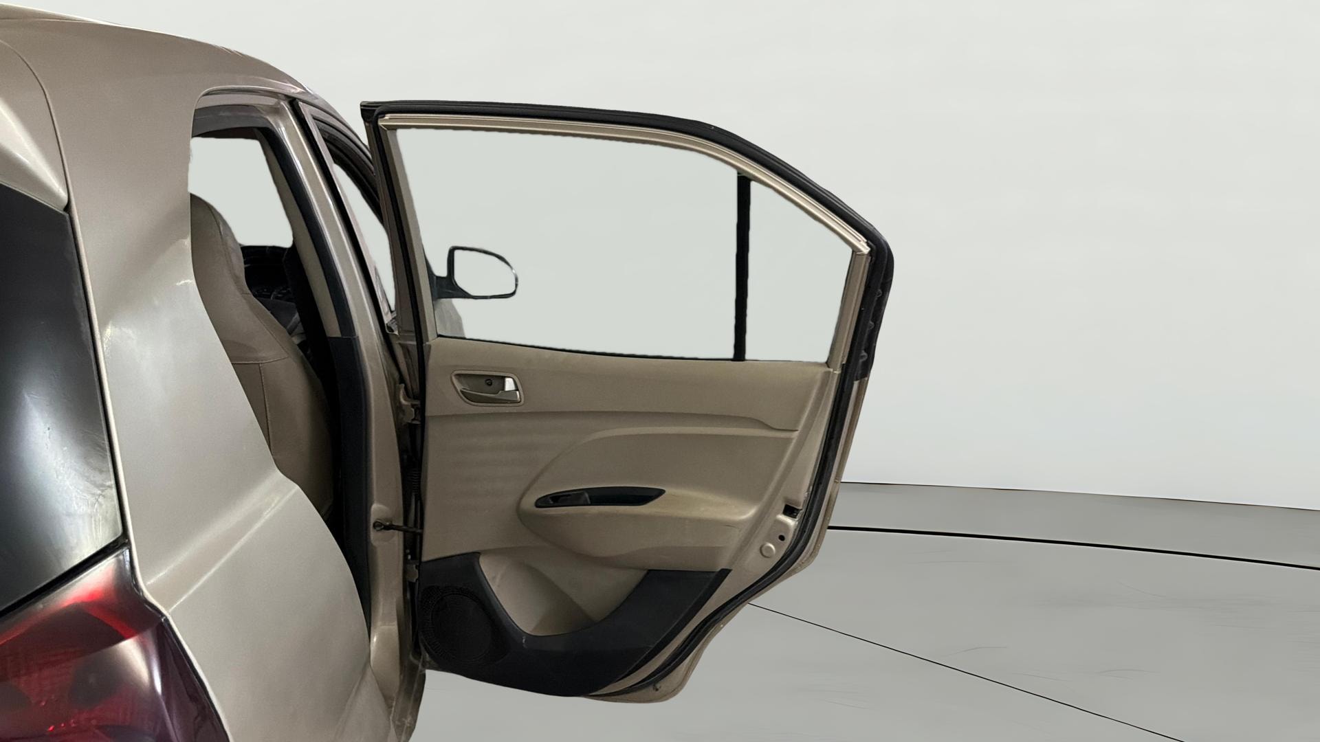 View 2018 Hyundai New Santro Magna CNG Image 7 Used 2018 Hyundai New Santro Magna CNG Image 7