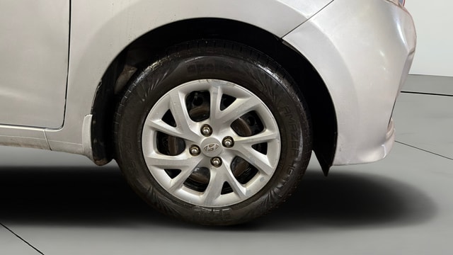 View Hyundai Grand i10 Image 39 Used Hyundai Grand i10 Image 39