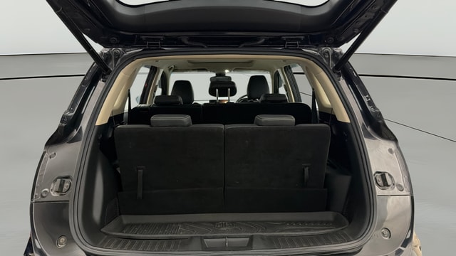 View MG Hector Plus Image 40 Used MG Hector Plus Image 40