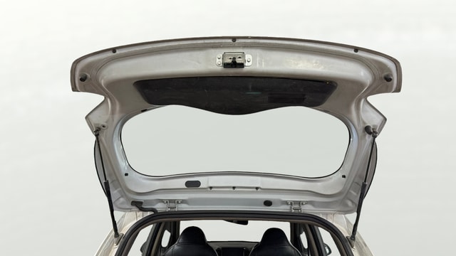 View Hyundai Grand i10 Image 16 Used Hyundai Grand i10 Image 16