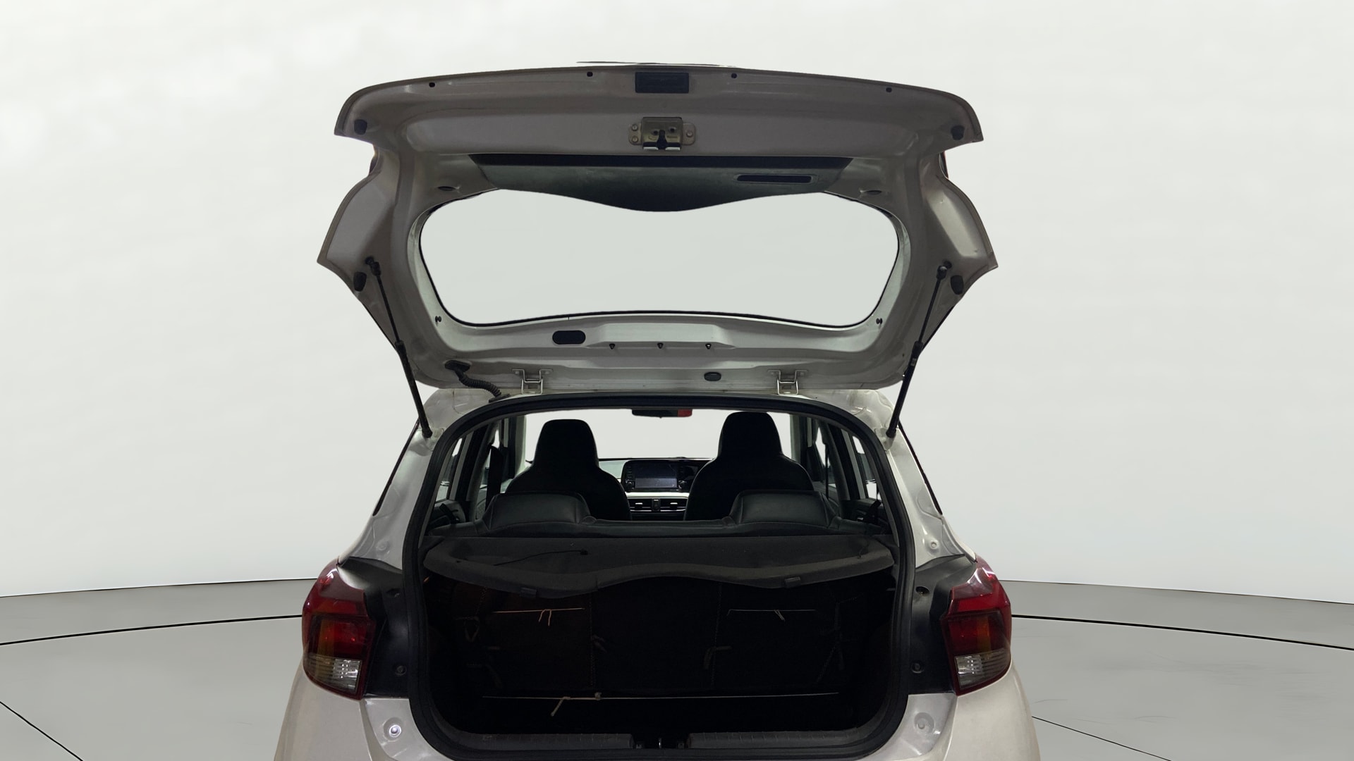 View 2023 Hyundai Grand i10 Nios Sportz Petrol Image 16 Used 2023 Hyundai Grand i10 Nios Sportz Petrol Image 16