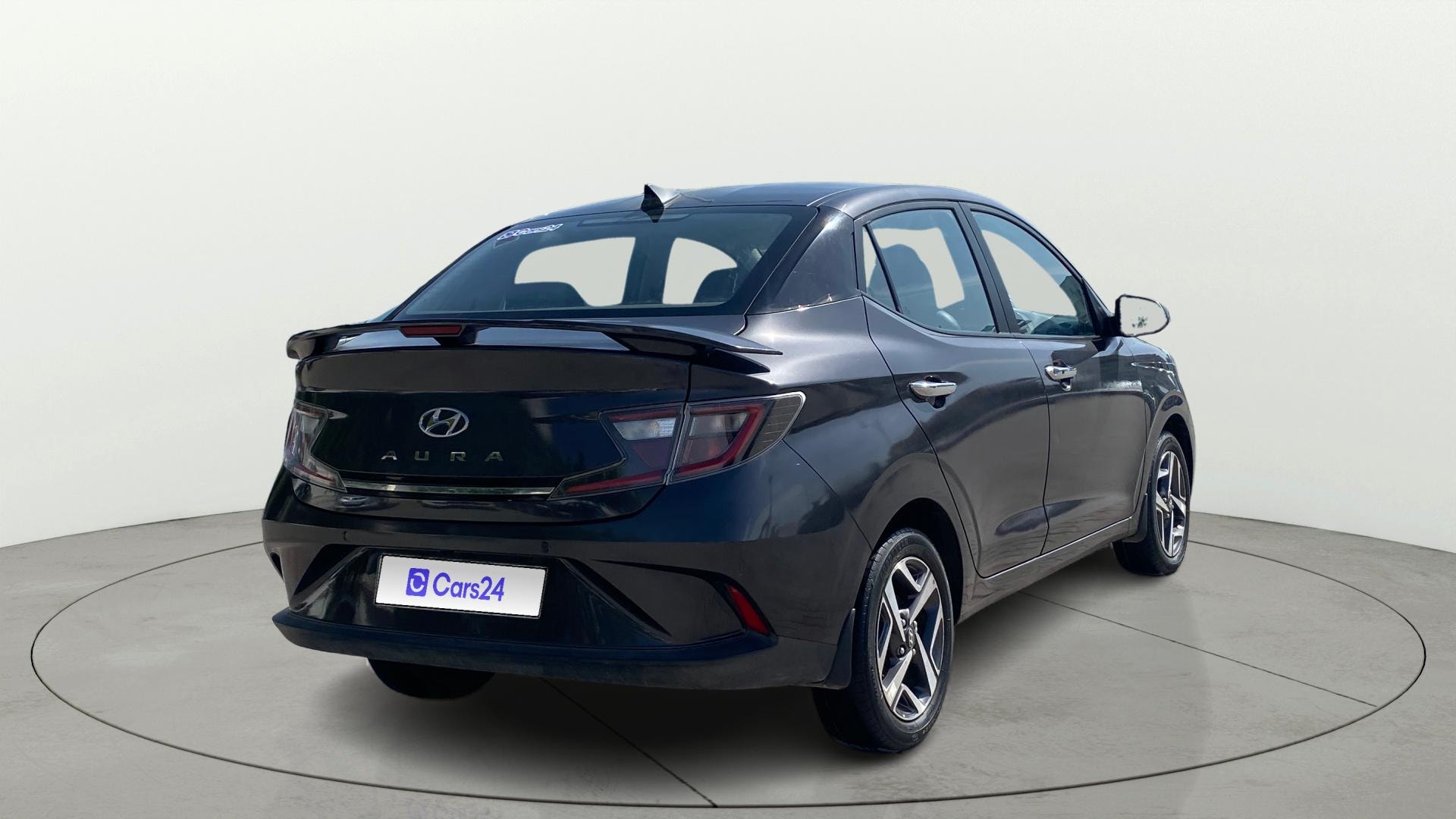View 2022 Hyundai Aura SX MT CNG Image 43 Used 2022 Hyundai Aura SX MT CNG Image 43