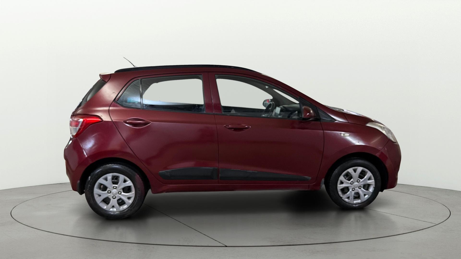 View 2014 Hyundai Grand i10 Magna 1.2 Kappa VTVT Image 26 Used 2014 Hyundai Grand i10 Magna 1.2 Kappa VTVT Image 26