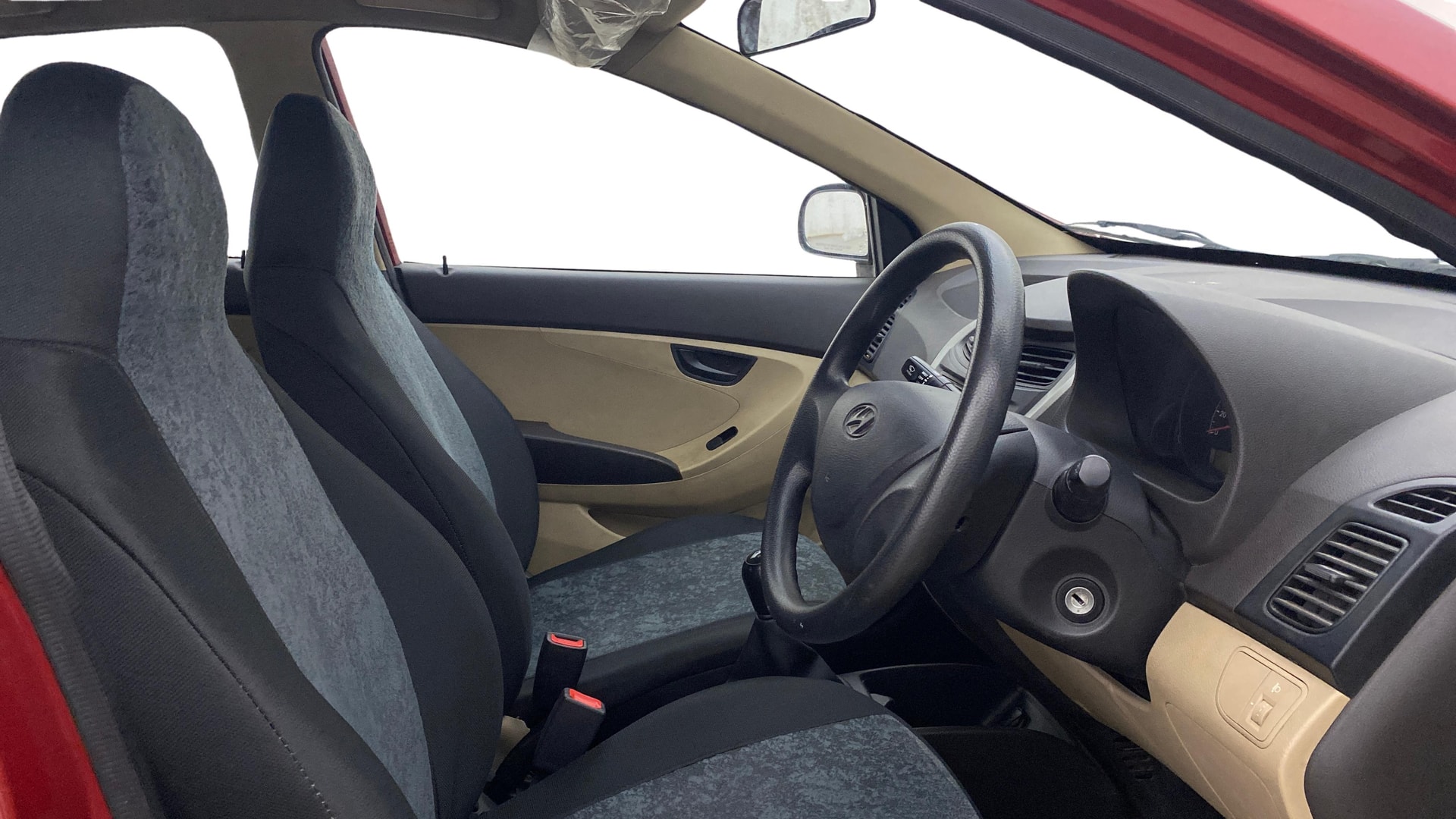 View 2018 Hyundai EON Era Plus Image 25 Used 2018 Hyundai EON Era Plus Image 25
