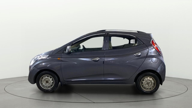 View Hyundai EON Image 5 Used Hyundai EON Image 5