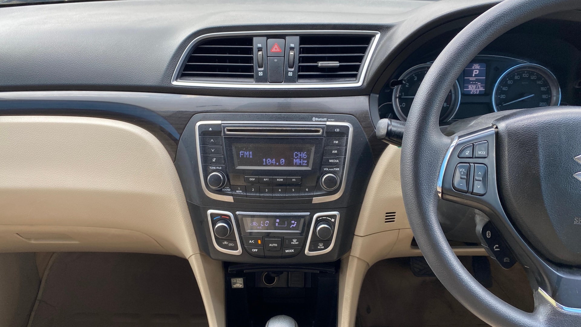View 2018 Maruti Suzuki 1000 Base Variant Image 17 Used 2018 Maruti Suzuki 1000 Base Variant Image 17