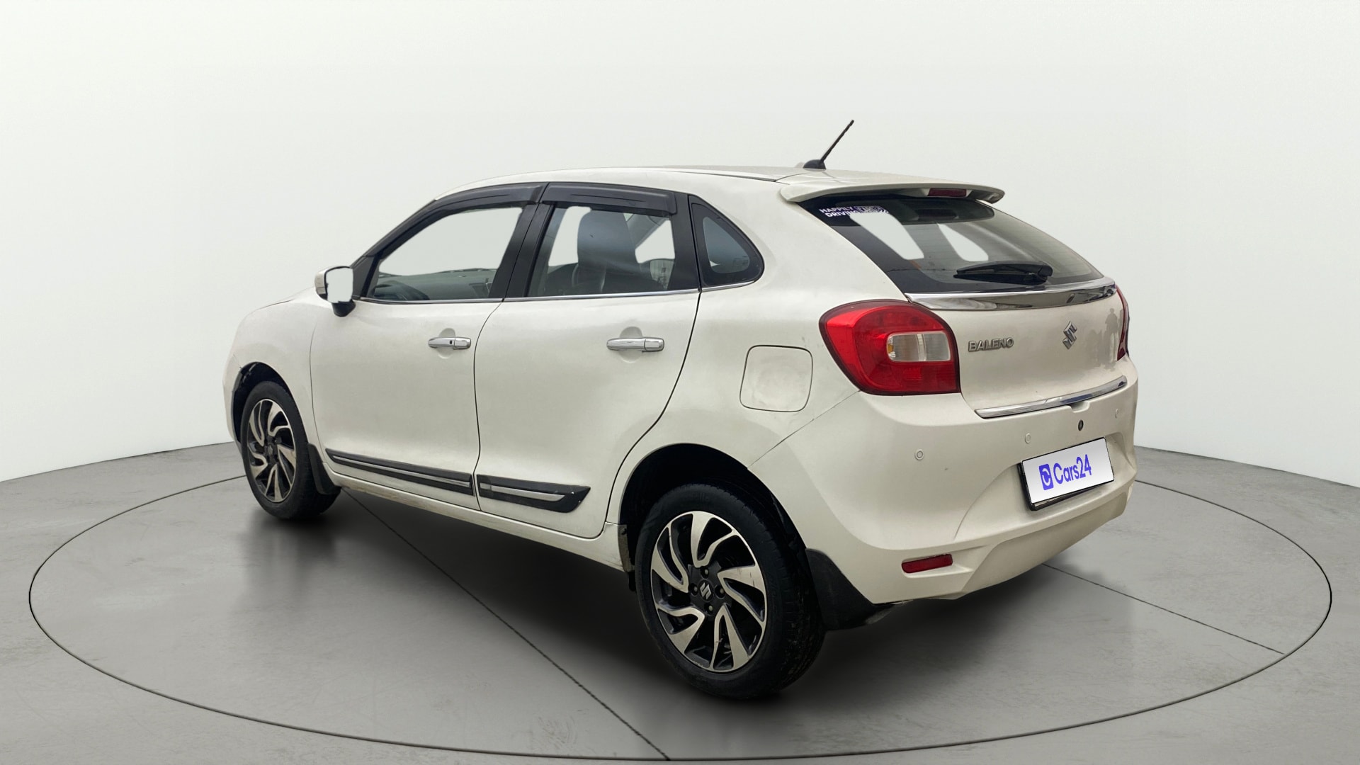View 2021 Maruti Suzuki 1000 Base Variant Image 2 Used 2021 Maruti Suzuki 1000 Base Variant Image 2