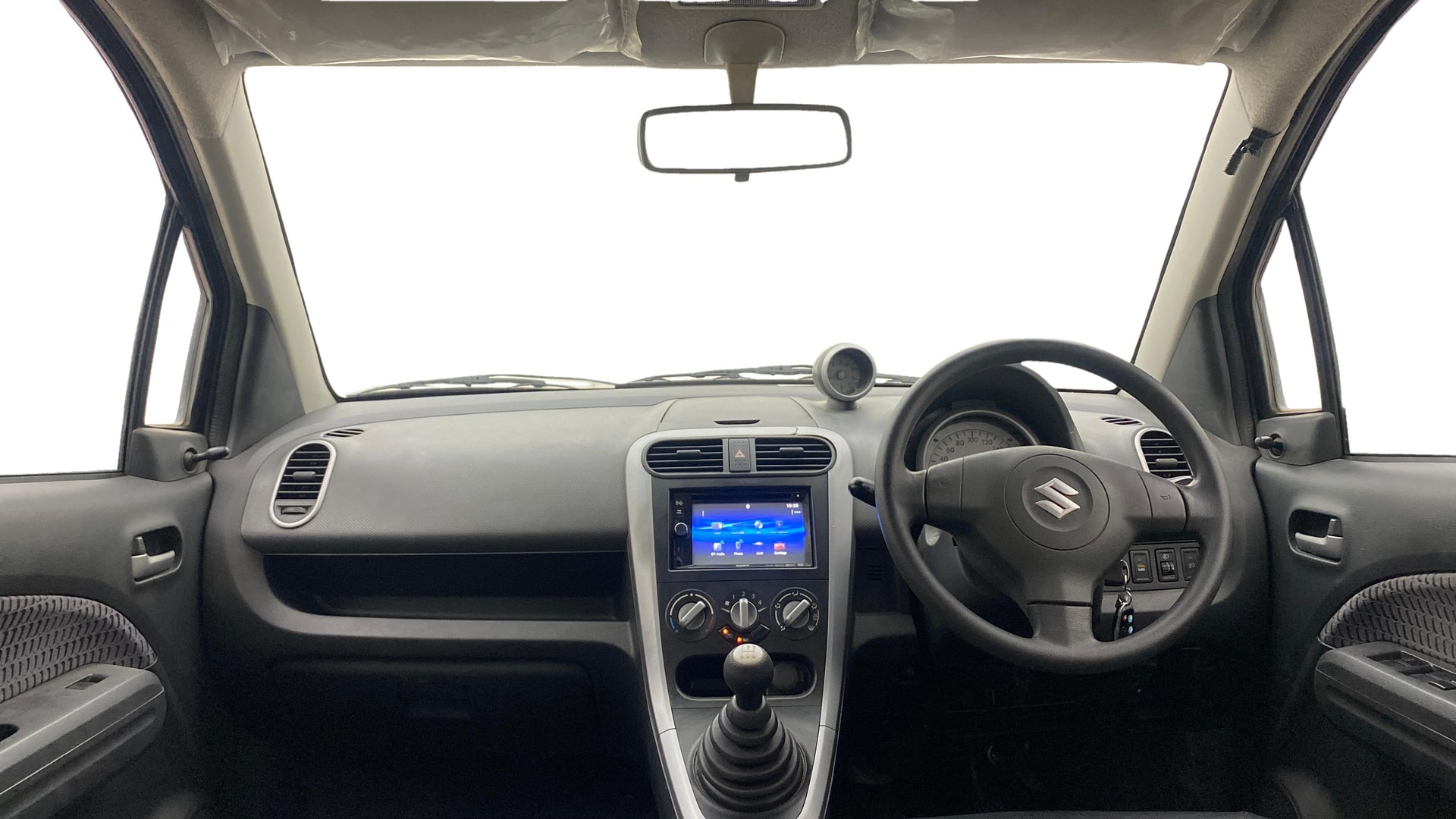 View 2015 Maruti Suzuki 1000 Base Variant Image 15 Used 2015 Maruti Suzuki 1000 Base Variant Image 15