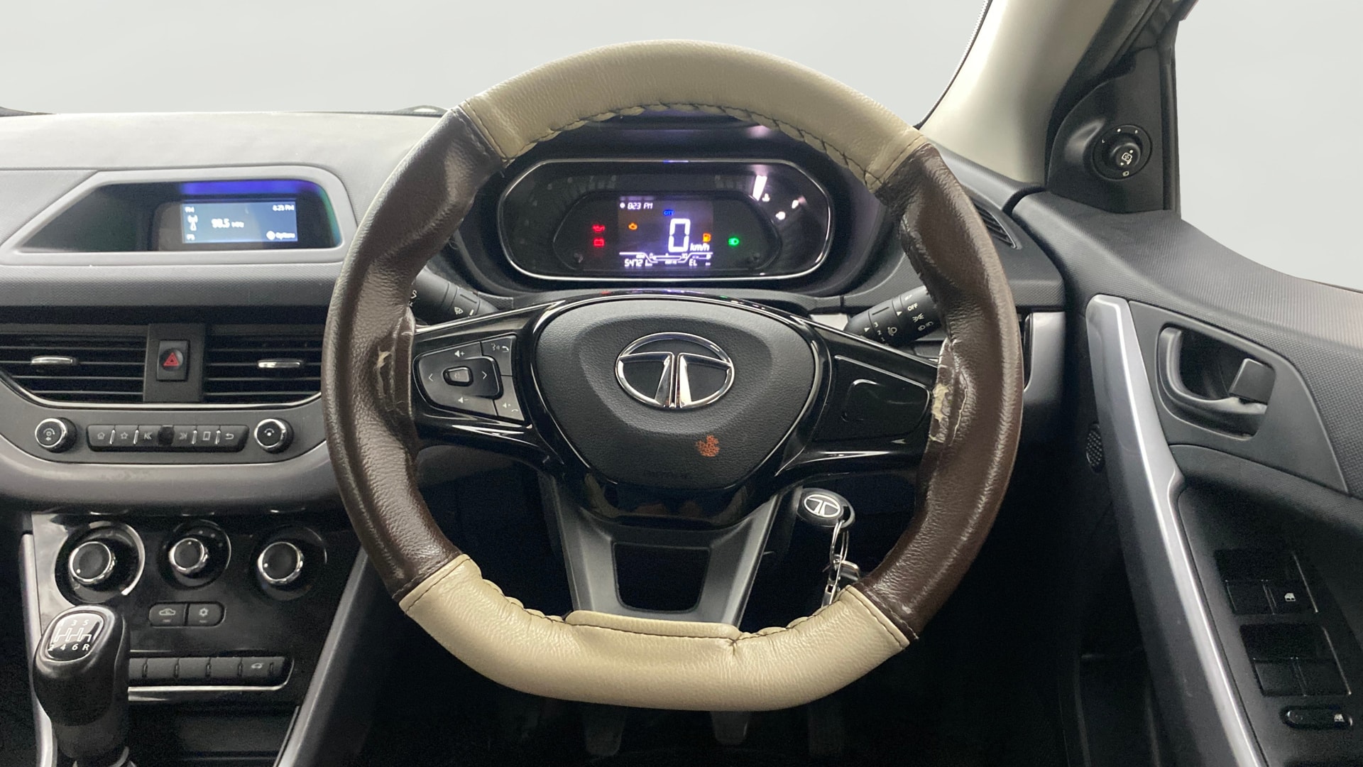 Used 2022 Tata Nexon Used 2022 Tata Nexon