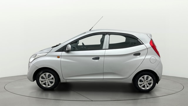 View Hyundai EON Image 5 Used Hyundai EON Image 5