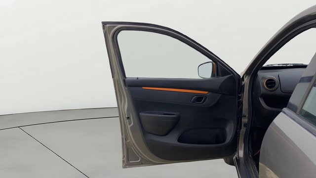 View Renault Kwid Image 35 Used Renault Kwid Image 35