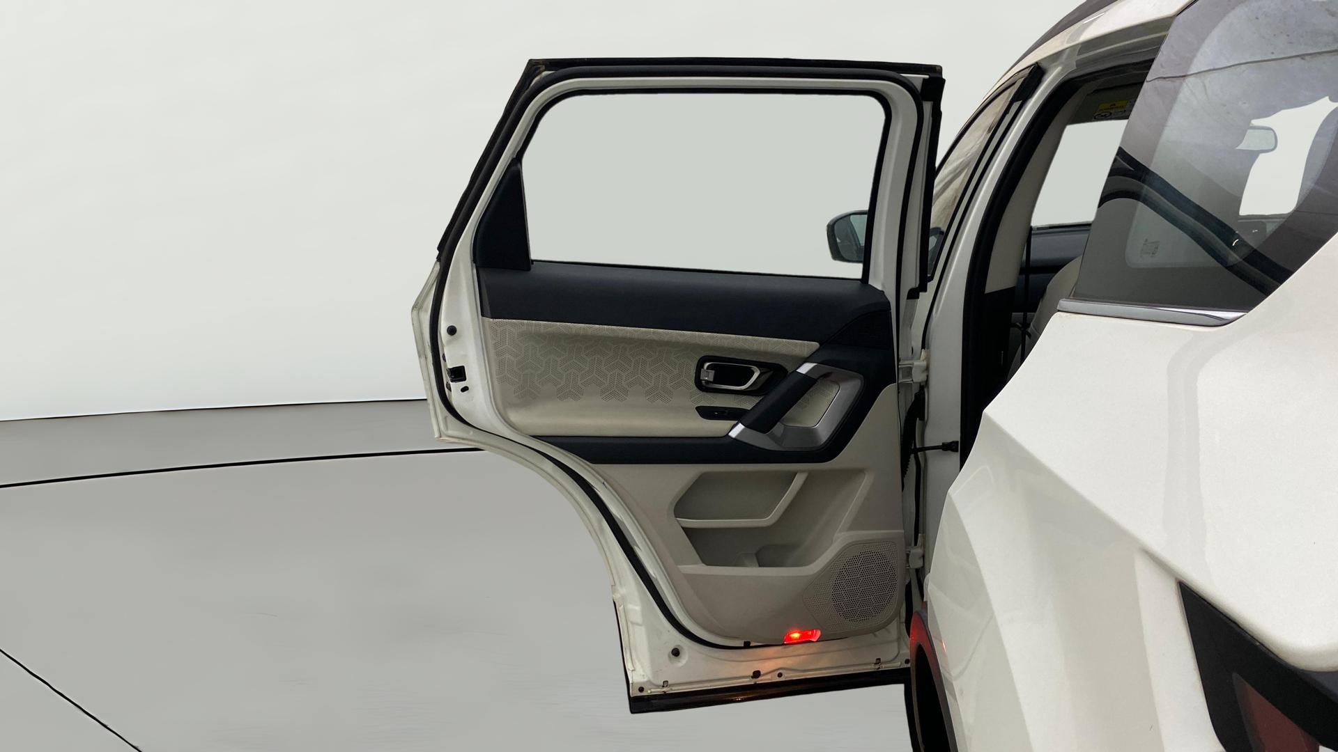 Used 2023 Tata Safari Used 2023 Tata Safari