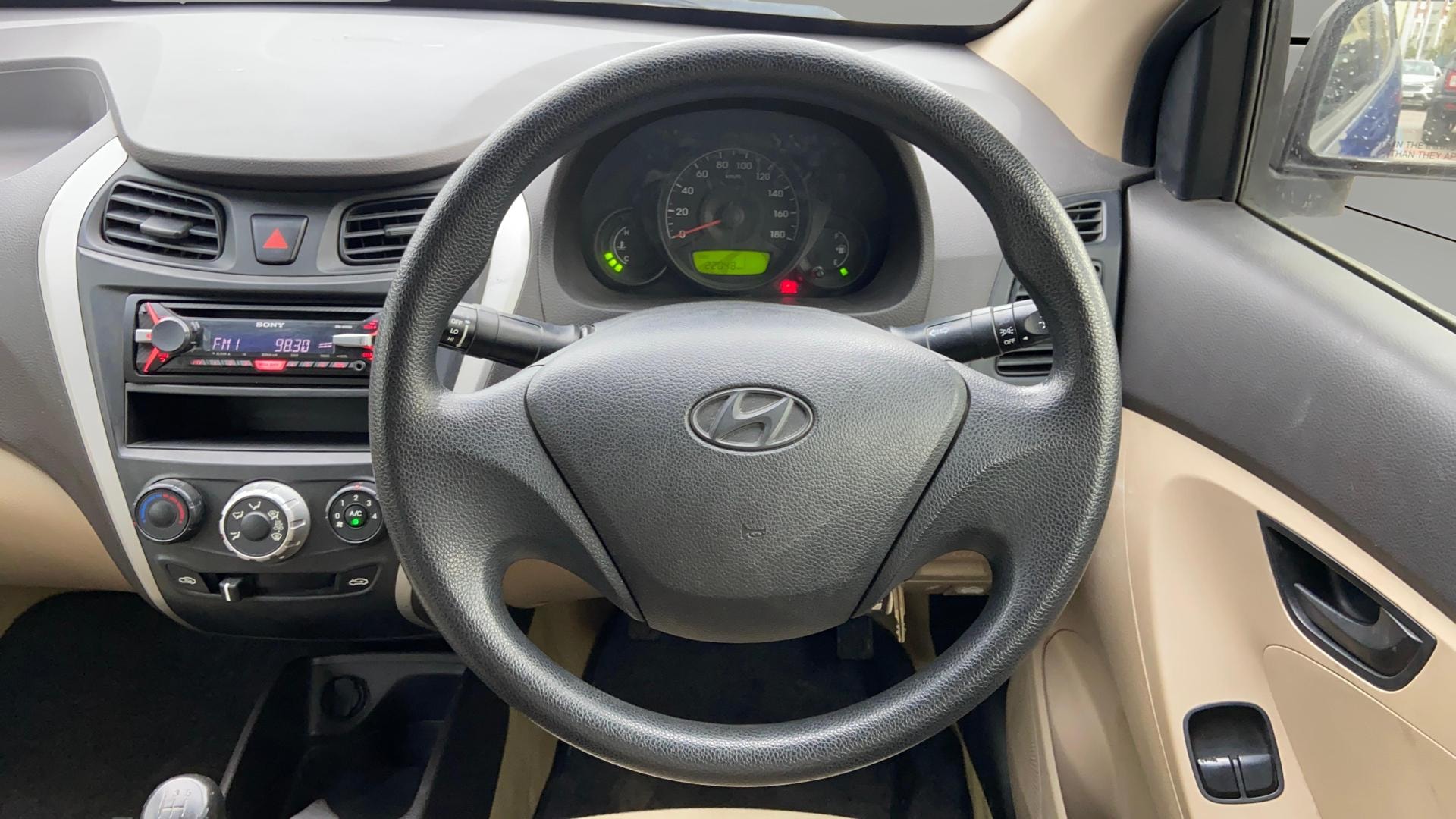 View 2016 Hyundai EON Era Plus Image 20 Used 2016 Hyundai EON Era Plus Image 20