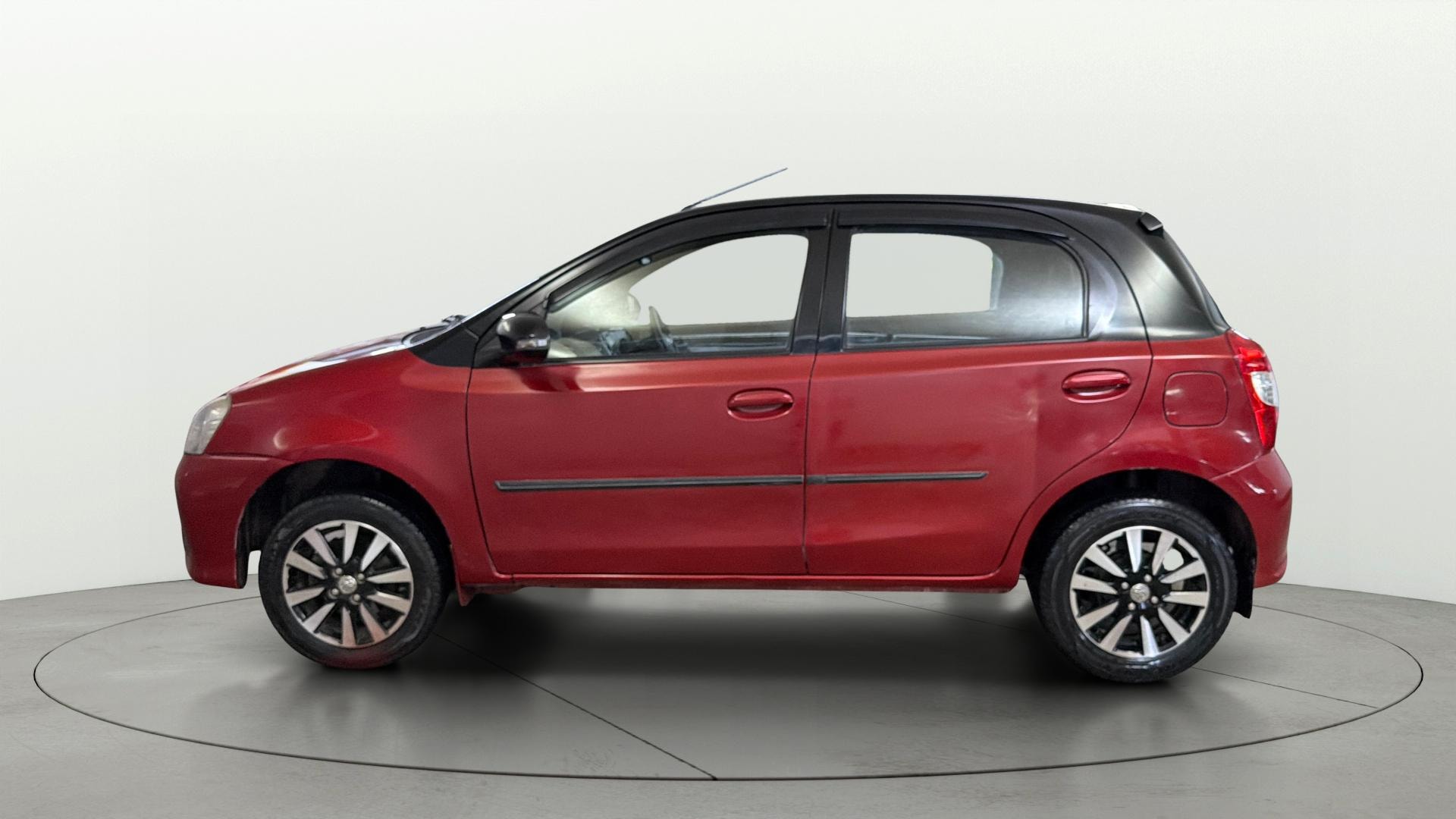 View 2018 Toyota Etios Liva V Image 5 Used 2018 Toyota Etios Liva V Image 5