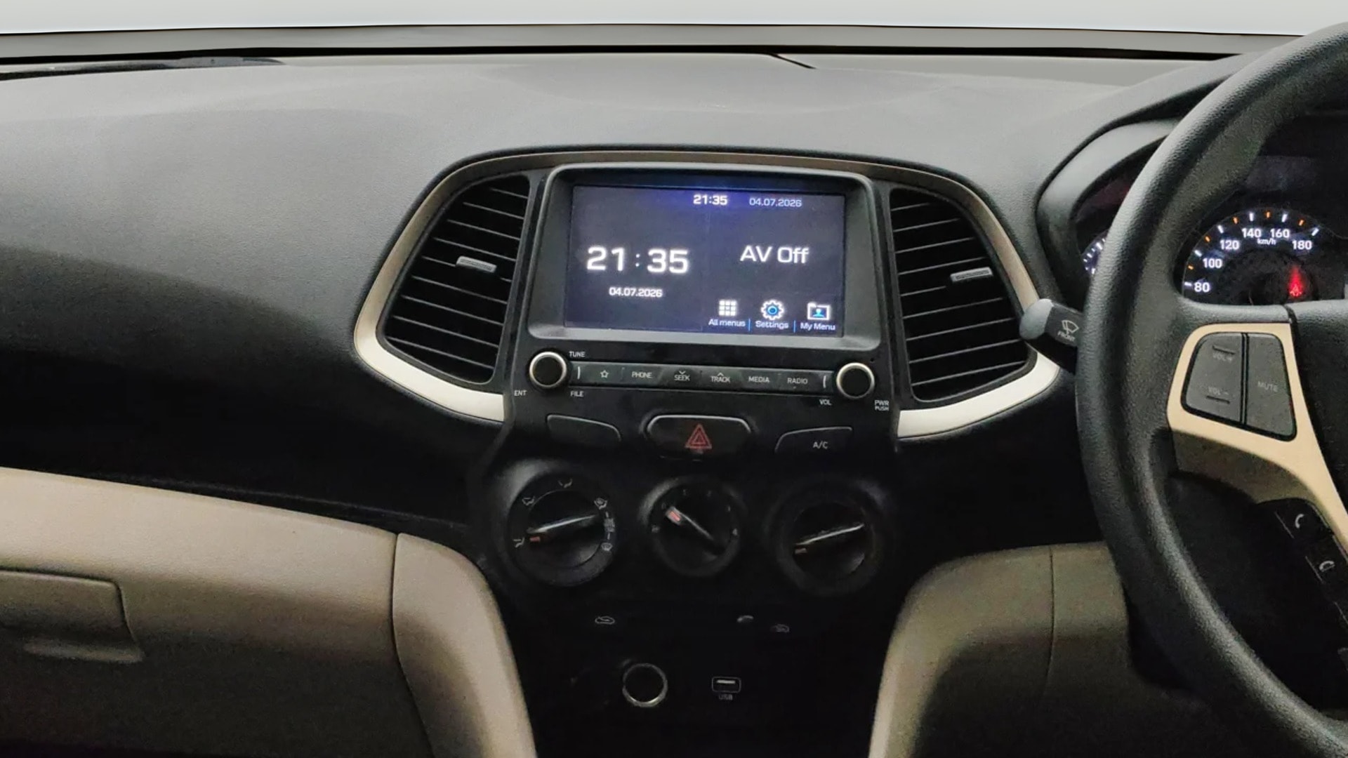 View 2022 Hyundai New Santro Sportz AMT Image 17 Used 2022 Hyundai New Santro Sportz AMT Image 17