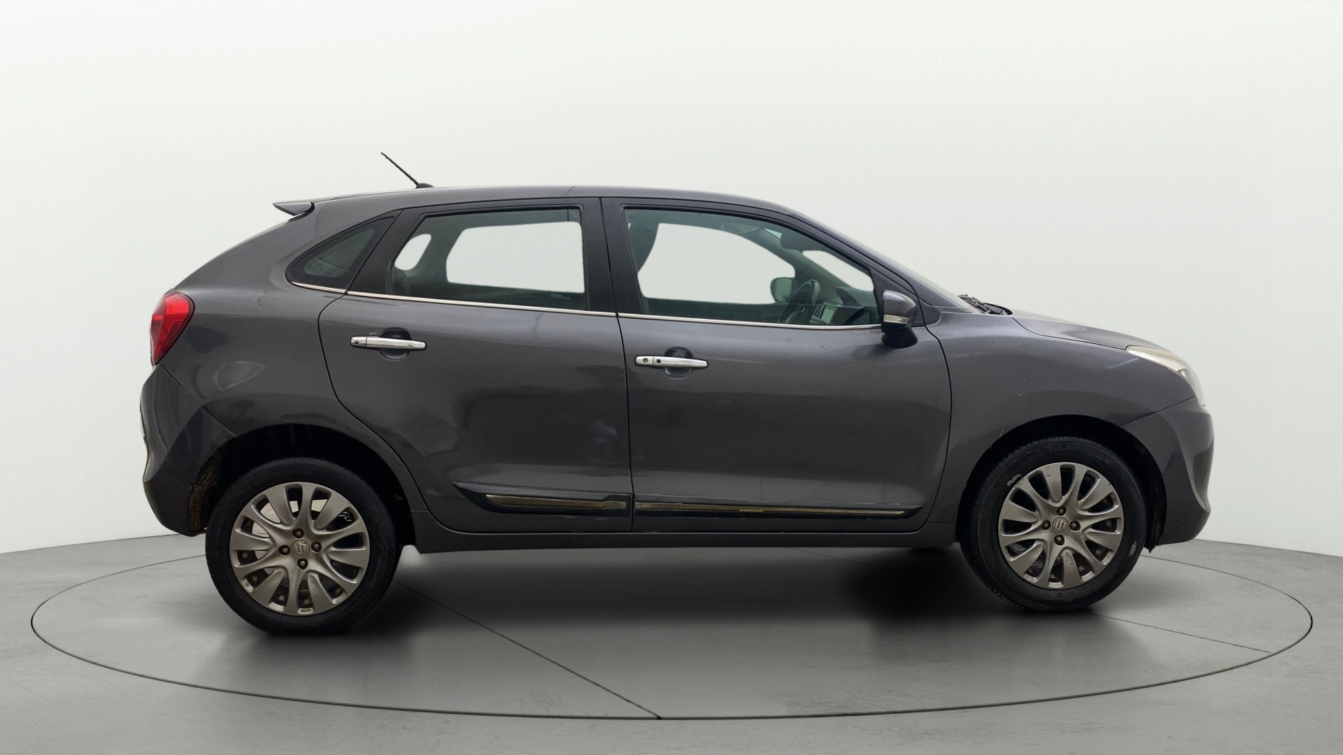 View 2018 Maruti Suzuki 1000 Base Variant Image 8 Used 2018 Maruti Suzuki 1000 Base Variant Image 8
