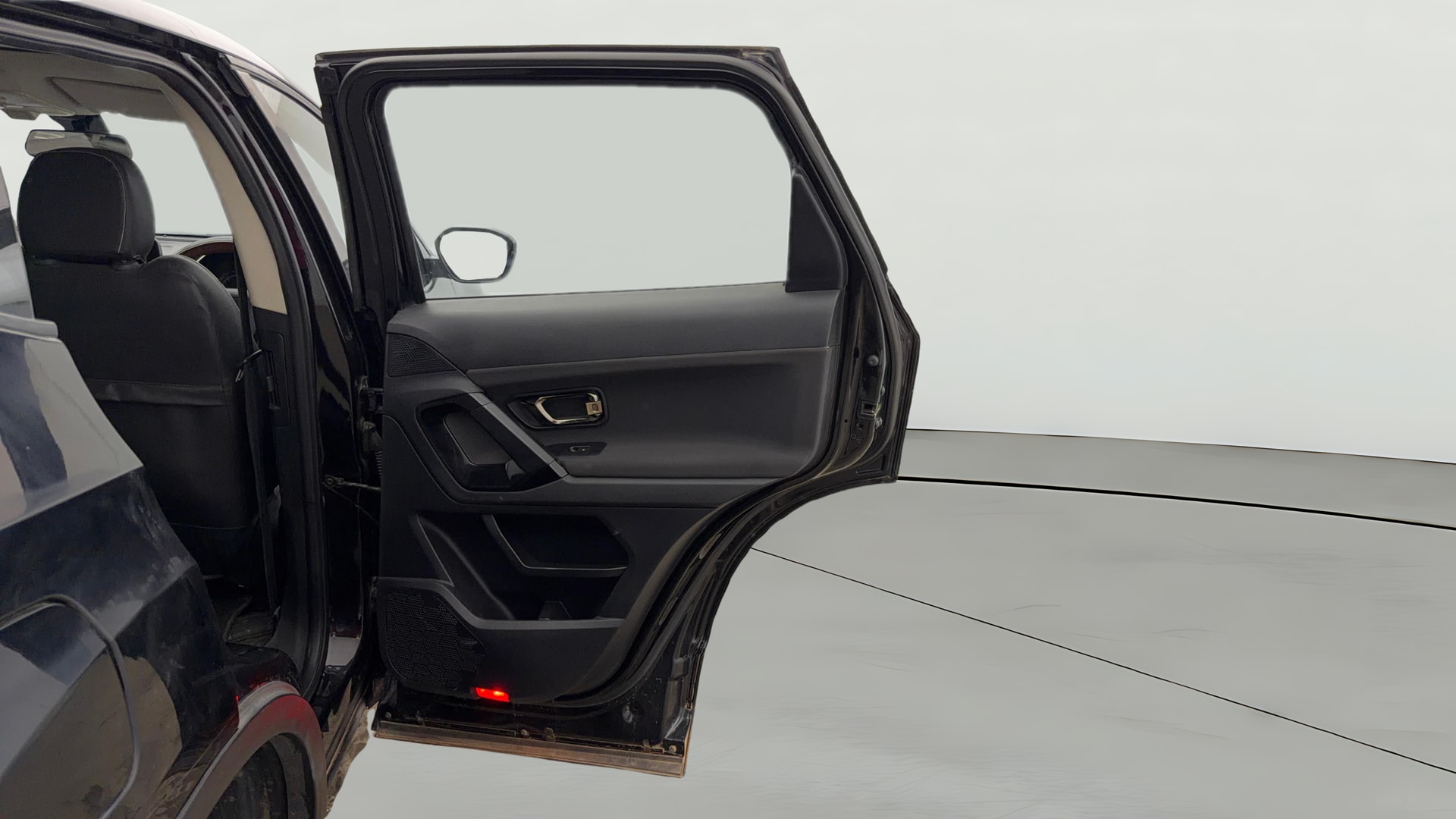 View 2022 Tata Harrier XE Image 8 Used 2022 Tata Harrier XE Image 8