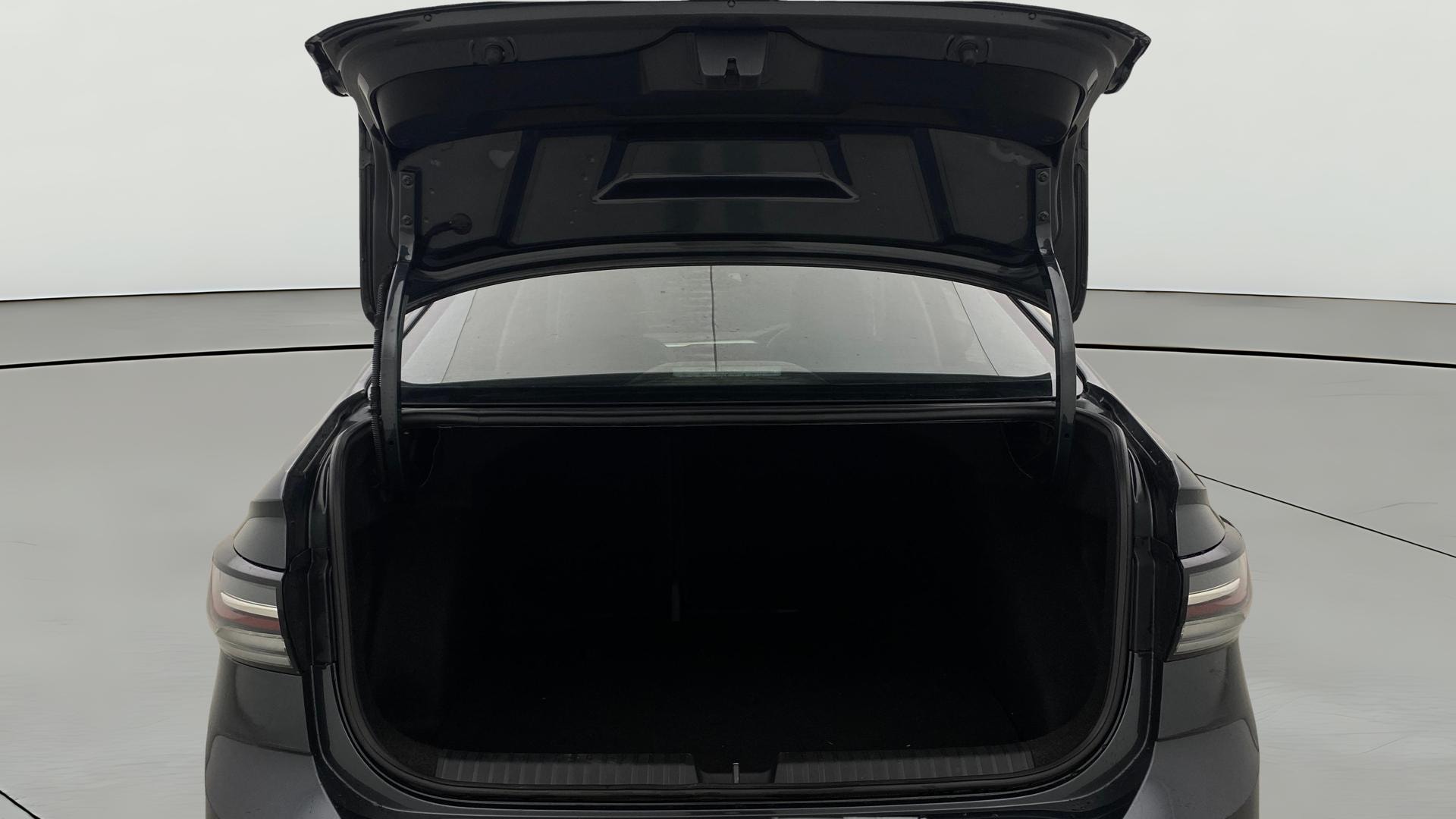 View 2023 Volkswagen Virtus Topline 1.0 TSI MT Image 40 Used 2023 Volkswagen Virtus Topline 1.0 TSI MT Image 40